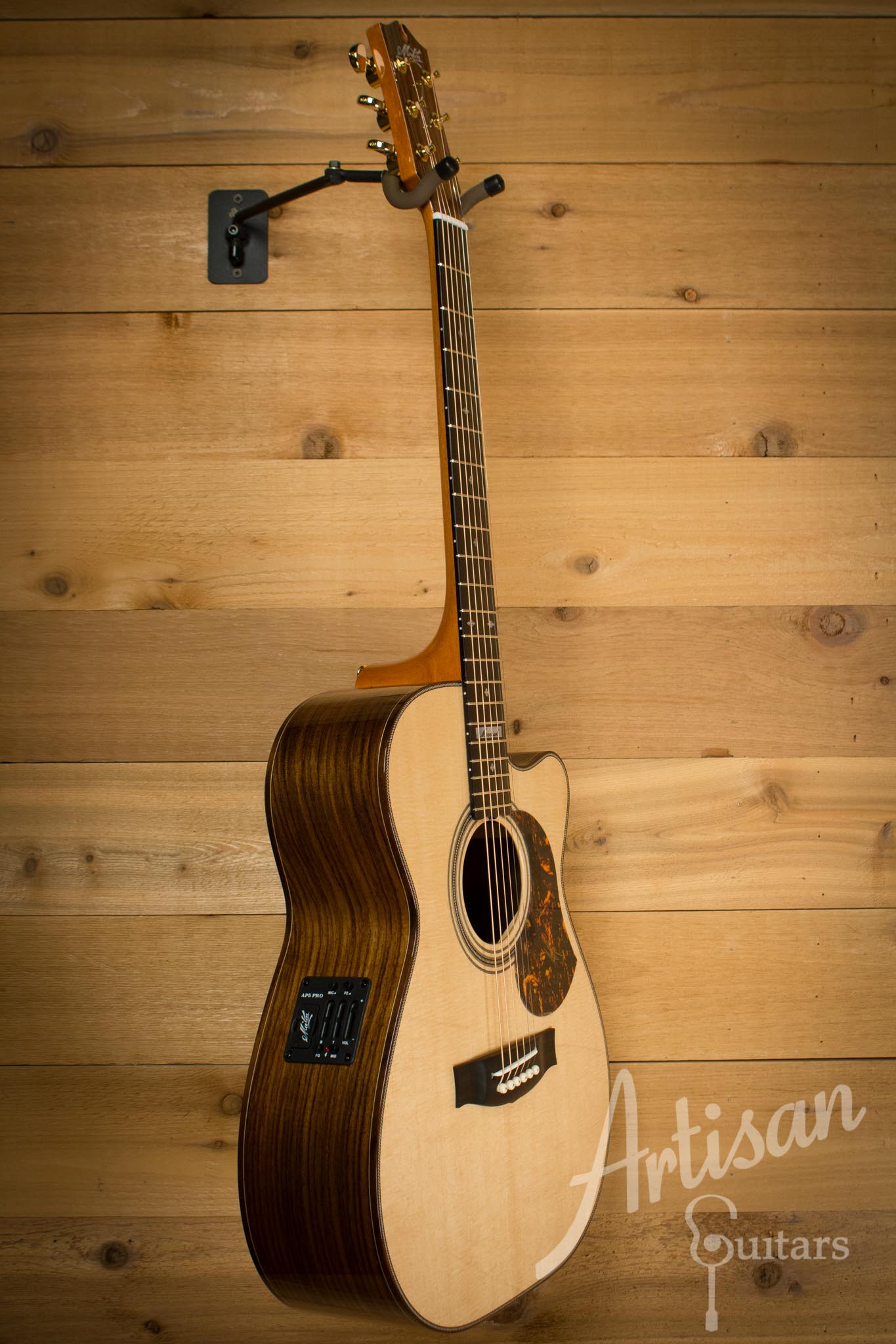 Maton EM 100C 808 Messiah Series Guitar with Sitka and Indian Rosewood Cutaway AP5 Pro ID-10124 - Artisan Guitars