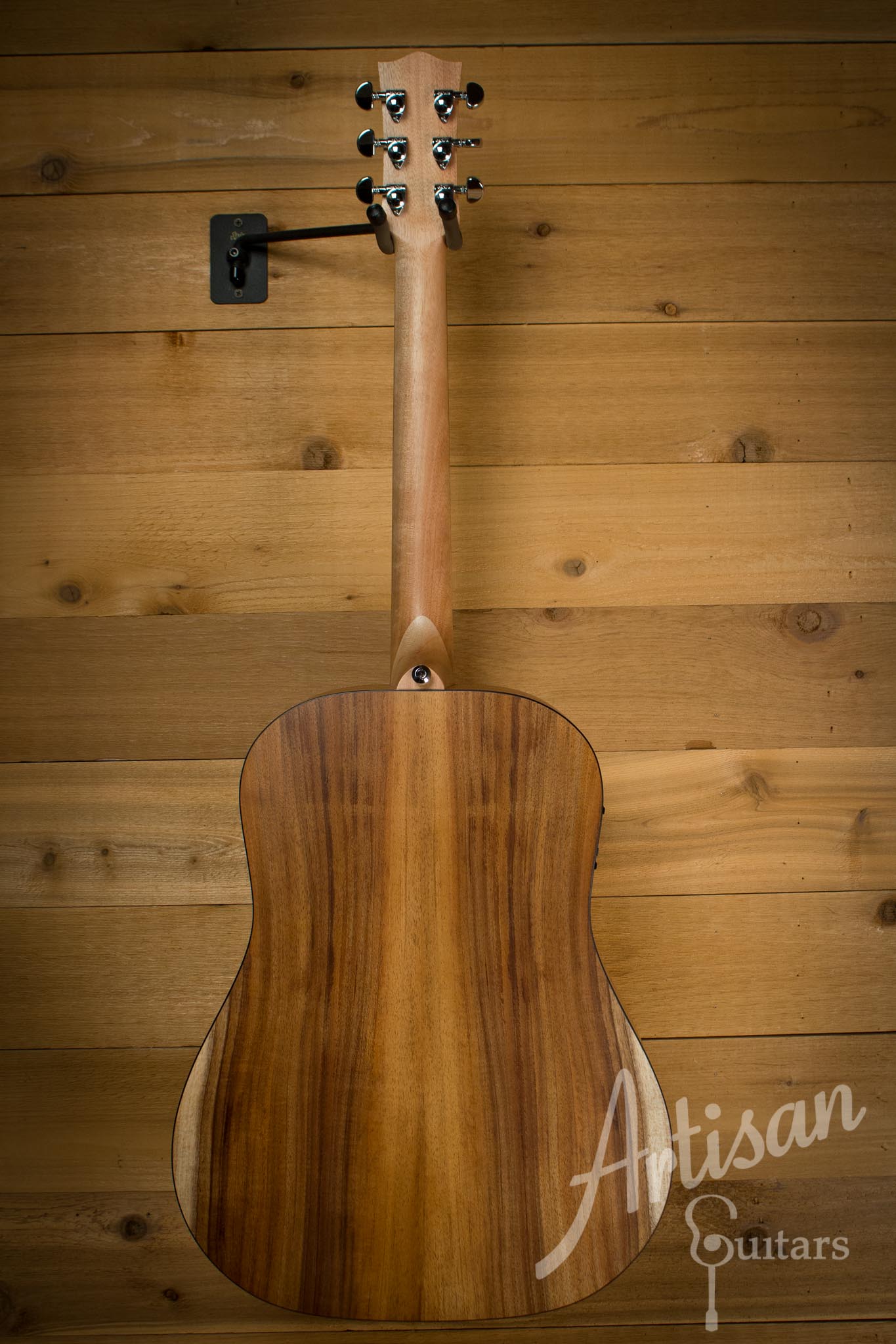 Maton SRS70 Solid Road Series Sitka and Blackwood AP5 Pro ID-10125 - Artisan Guitars