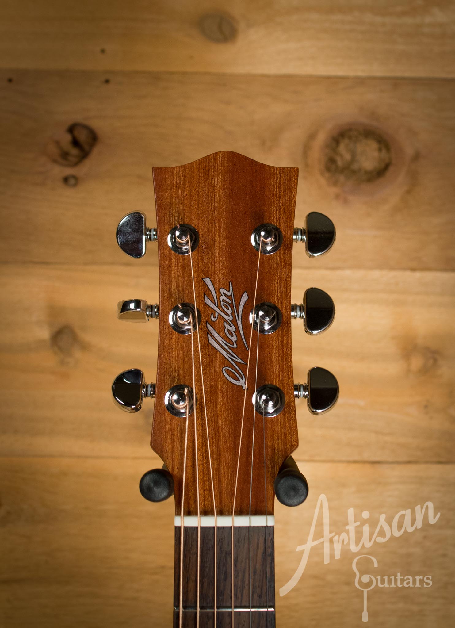 Maton SRS70 Solid Road Series Sitka and Blackwood AP5 Pro ID-10125 - Artisan Guitars