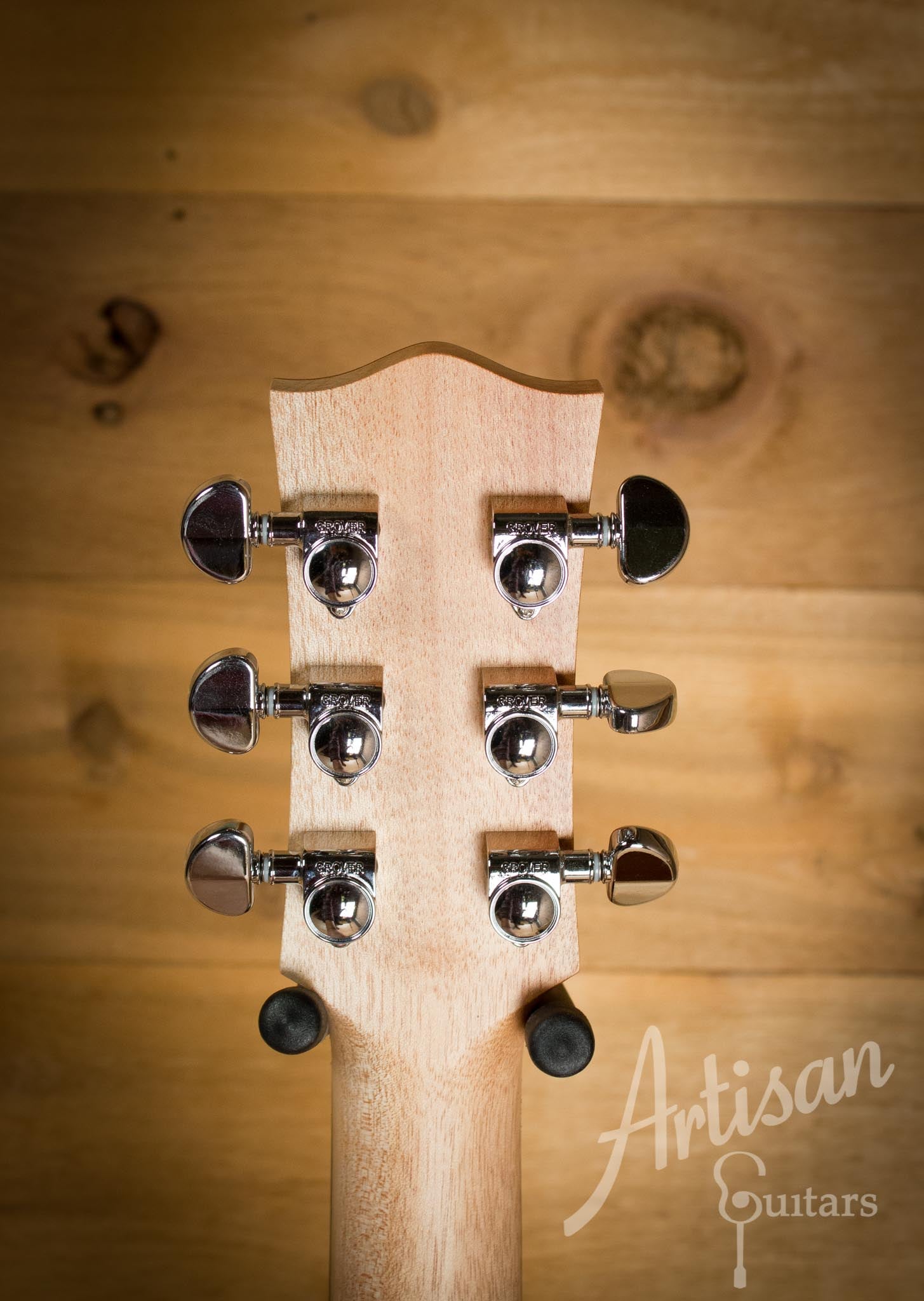 Maton SRS70 Solid Road Series Sitka and Blackwood AP5 Pro ID-10125 - Artisan Guitars