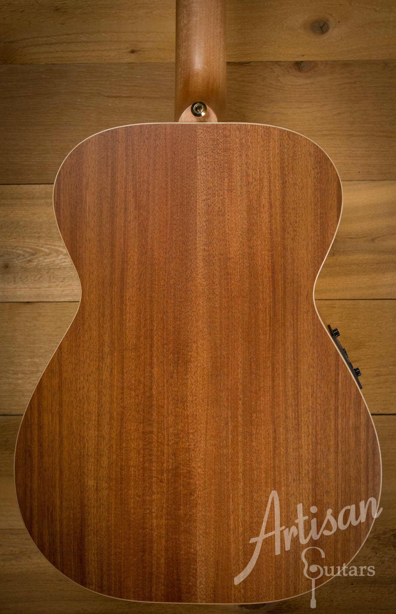 Maton EBG808 Artist Series Sitka Spruce and Blackwood AP5 Pro ID-10121 - Artisan Guitars