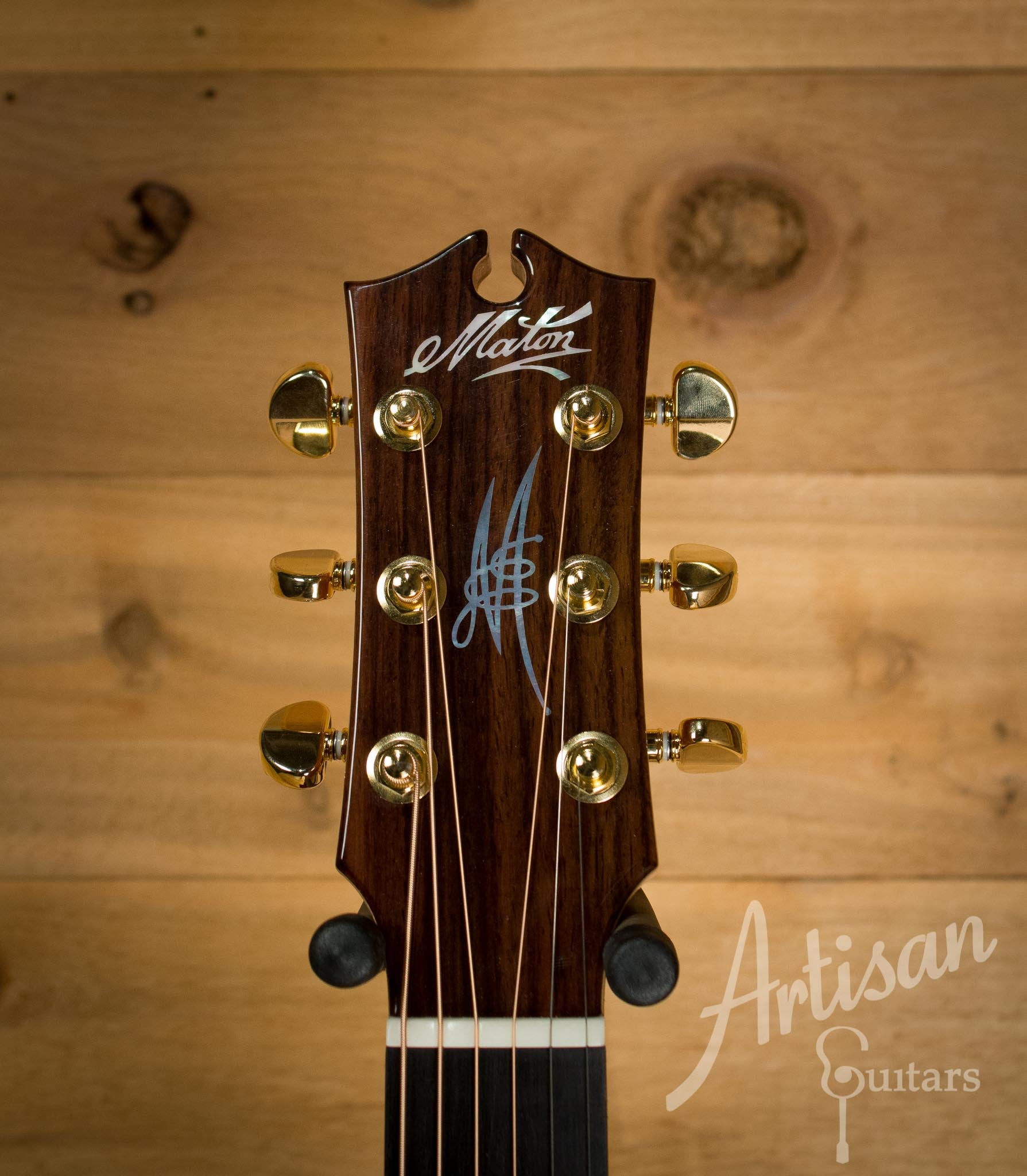 Maton EM100C Messiah Guitar Sitka Spruce and Indian Rosewood  ID-10127 - Artisan Guitars