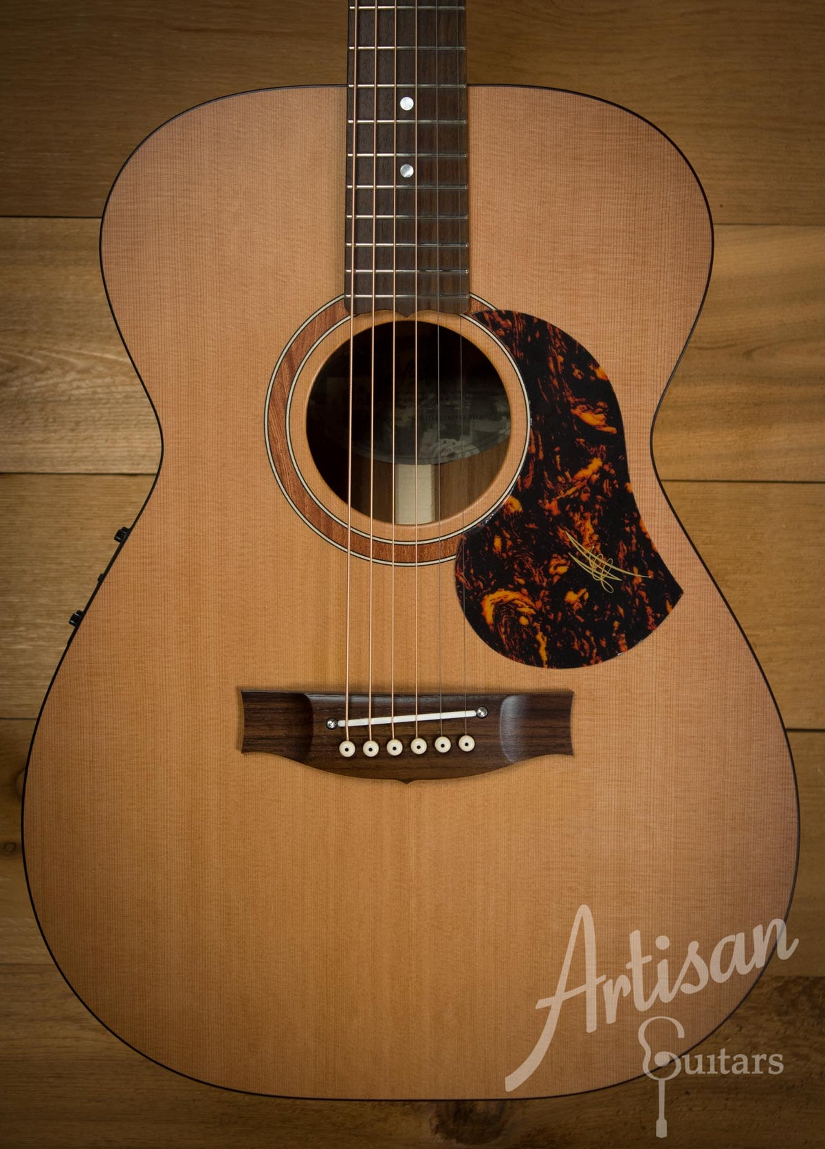 Maton SRS808 Guitar Western Red Cedar and Solid Blackwood AP5 Pro  ID-10123 - Artisan Guitars