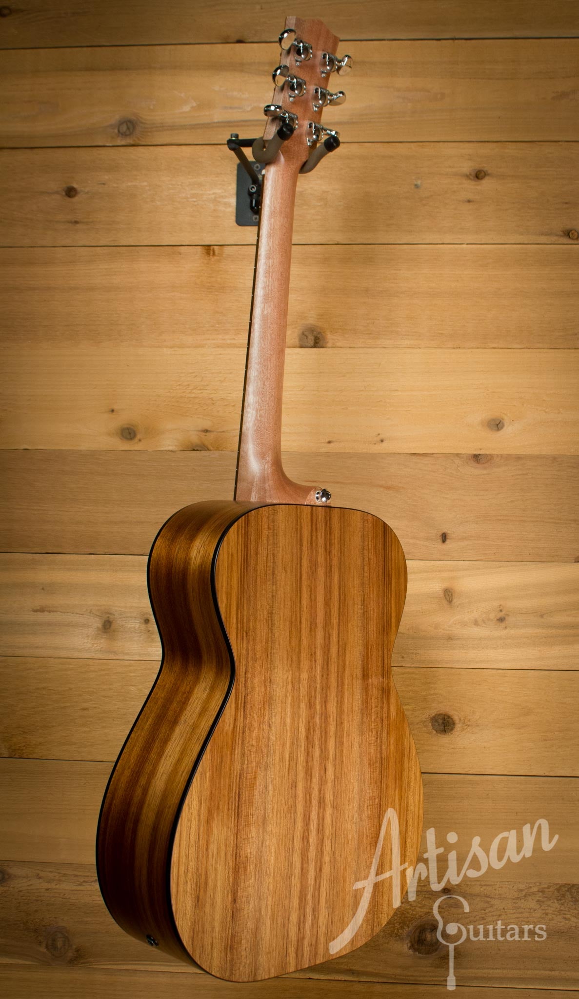 Maton SRS808 Guitar Western Red Cedar and Solid Blackwood AP5 Pro  ID-10123 - Artisan Guitars