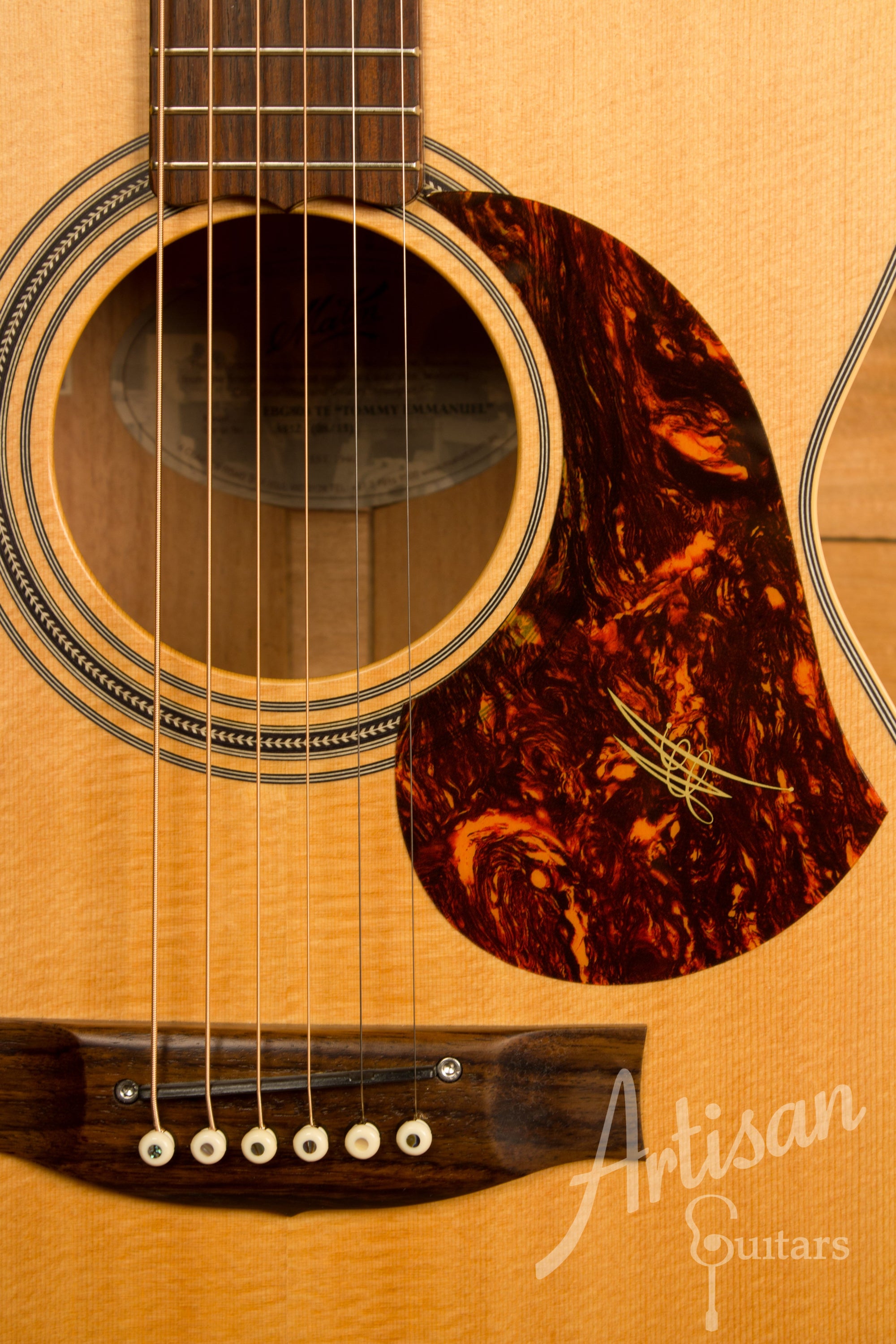 Maton EBG808TE Tommy Emmaunel Signature Sitka and Queensland Maple Pre-Owned 2013 ID-11309 - Artisan Guitars