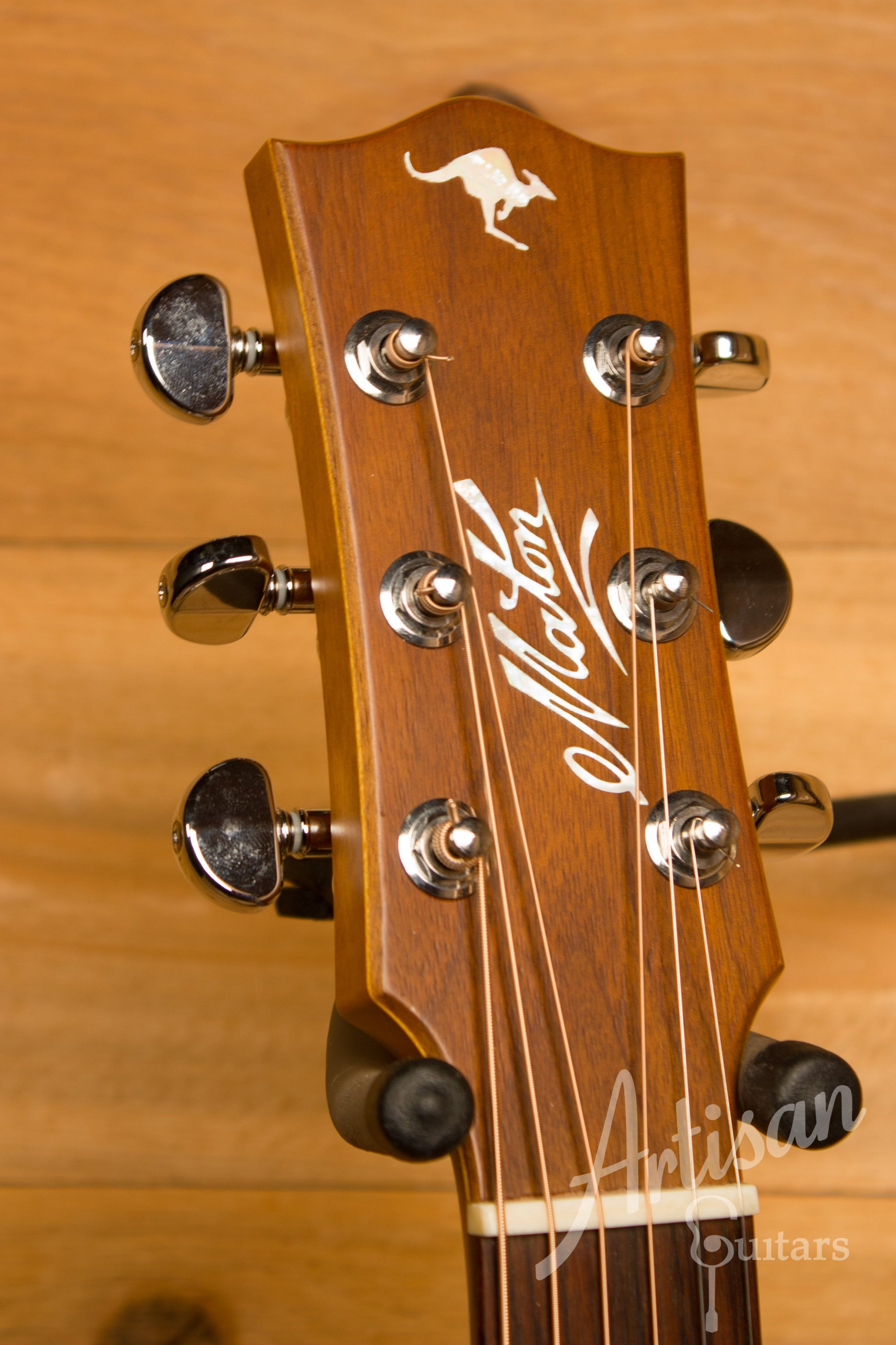 Maton EBG808TE Tommy Emmaunel Signature Sitka and Queensland Maple Pre-Owned 2013 ID-11309 - Artisan Guitars