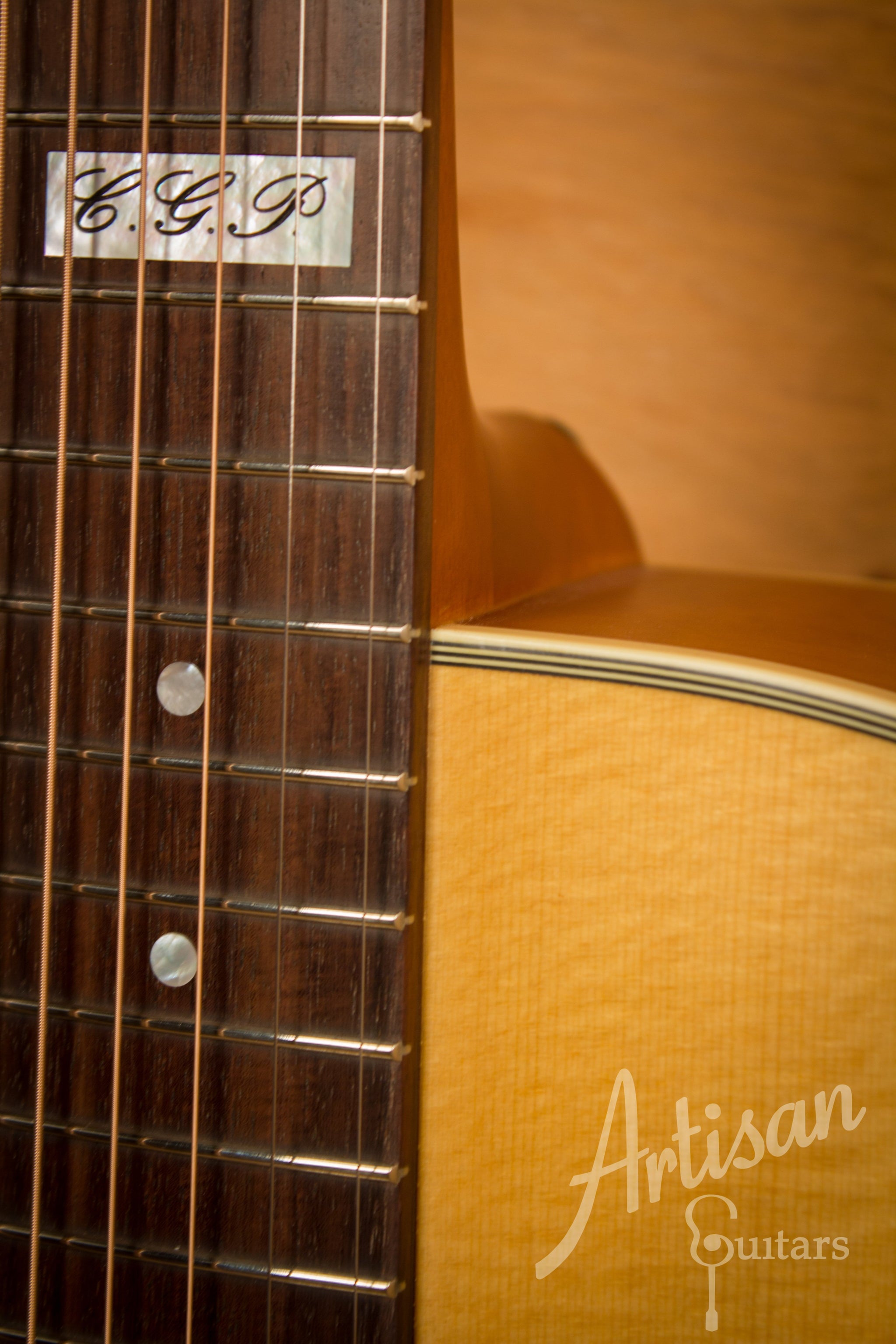 Maton EBG 808 TE Tommy Emmanuel Signature Guitar ID-11319 - Artisan Guitars
