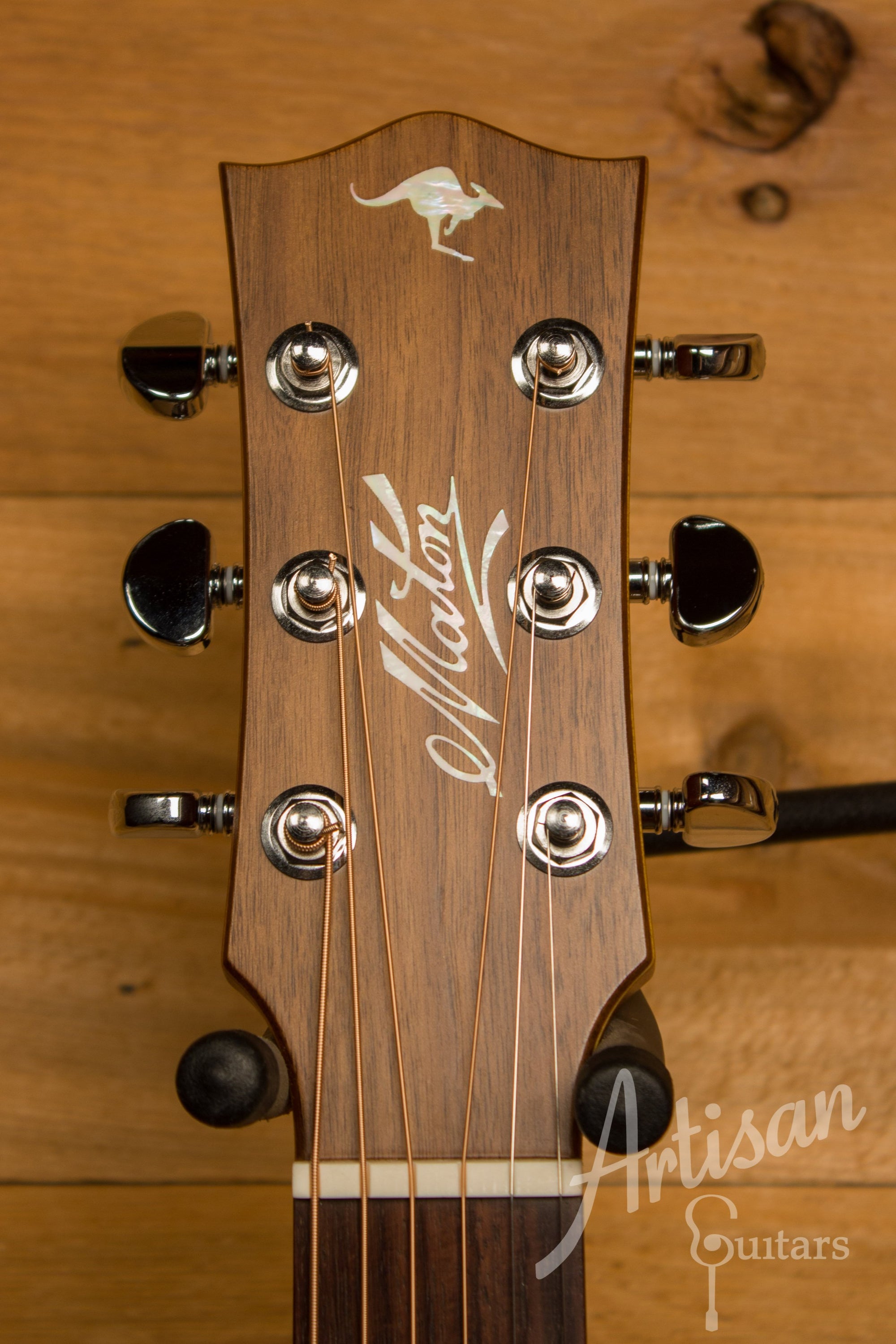 Maton EBG 808 TE Tommy Emmanuel Signature Guitar ID-11319 - Artisan Guitars