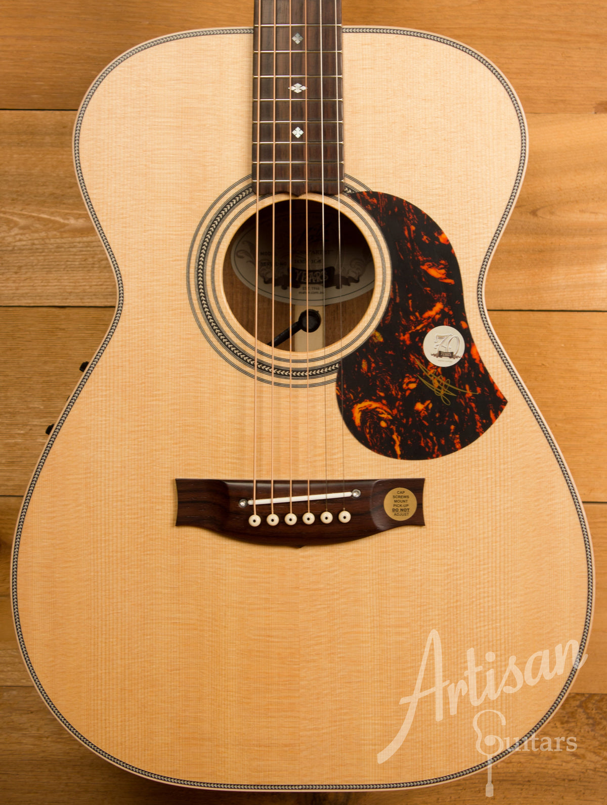 Maton EBG808 Artist Series Sitka Spruce and Blackwood ID-11321 - Artisan Guitars
