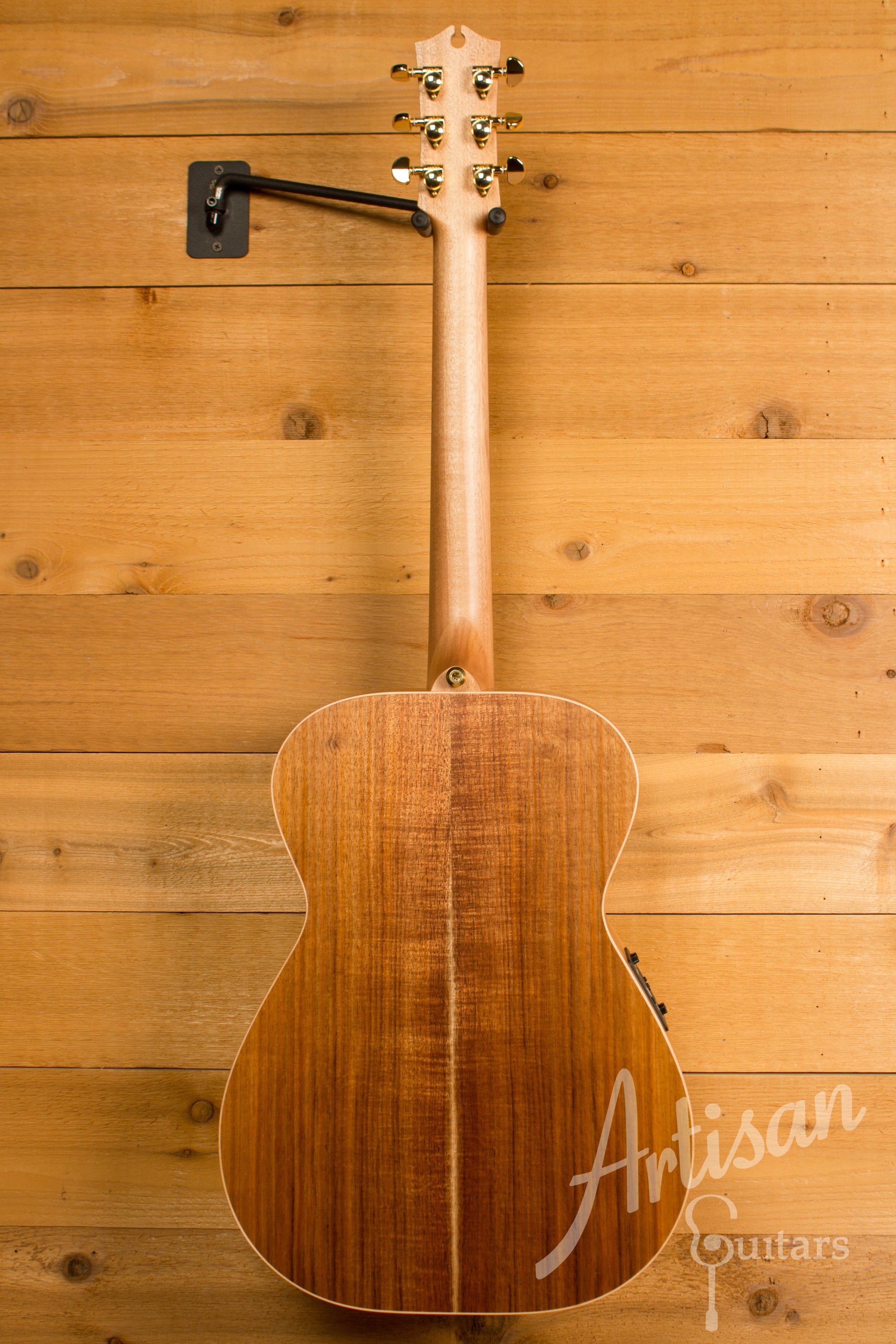 Maton EBG808 Artist Series Sitka Spruce and Blackwood ID-11321 - Artisan Guitars