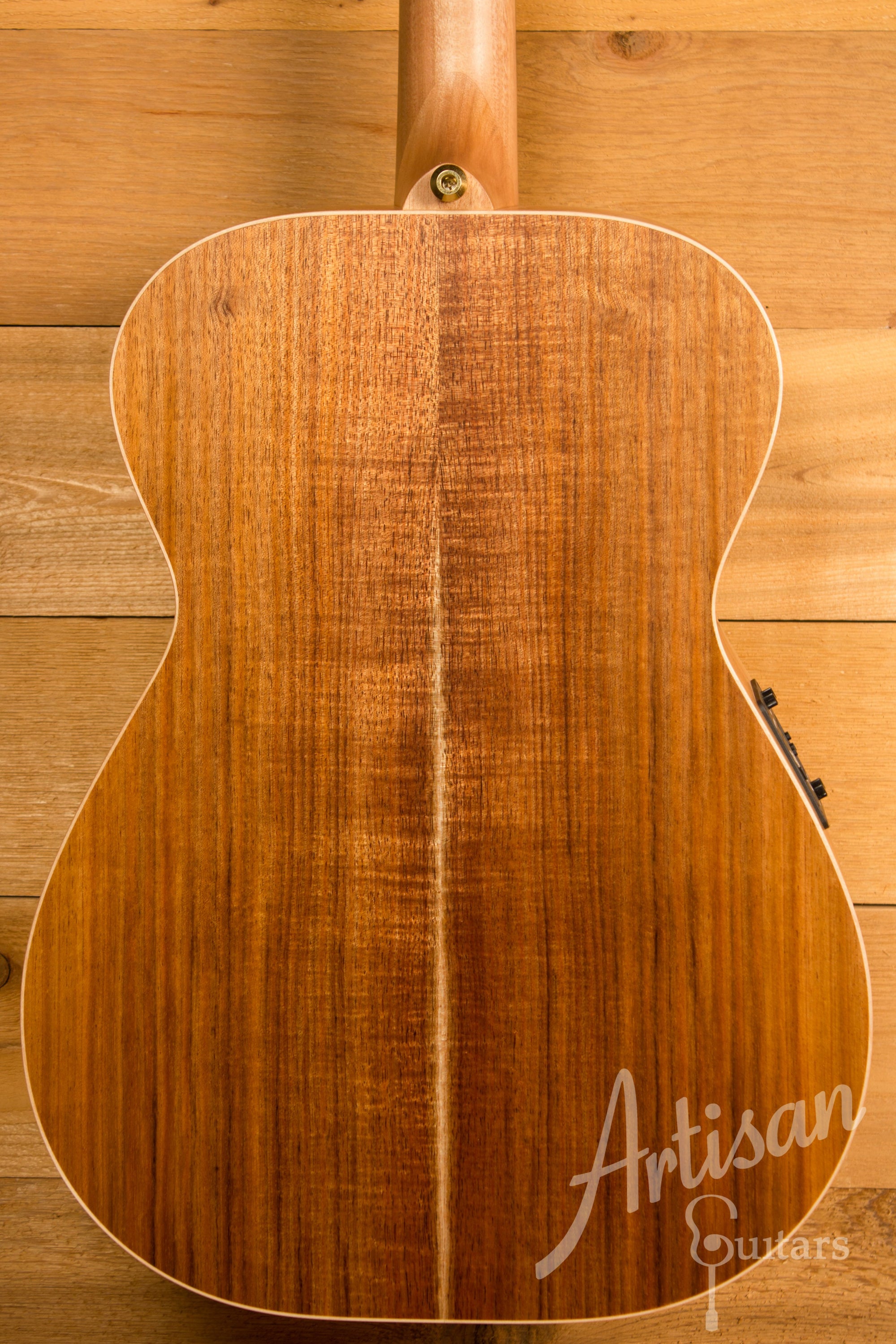 Maton EBG808 Artist Series Sitka Spruce and Blackwood ID-11321 - Artisan Guitars