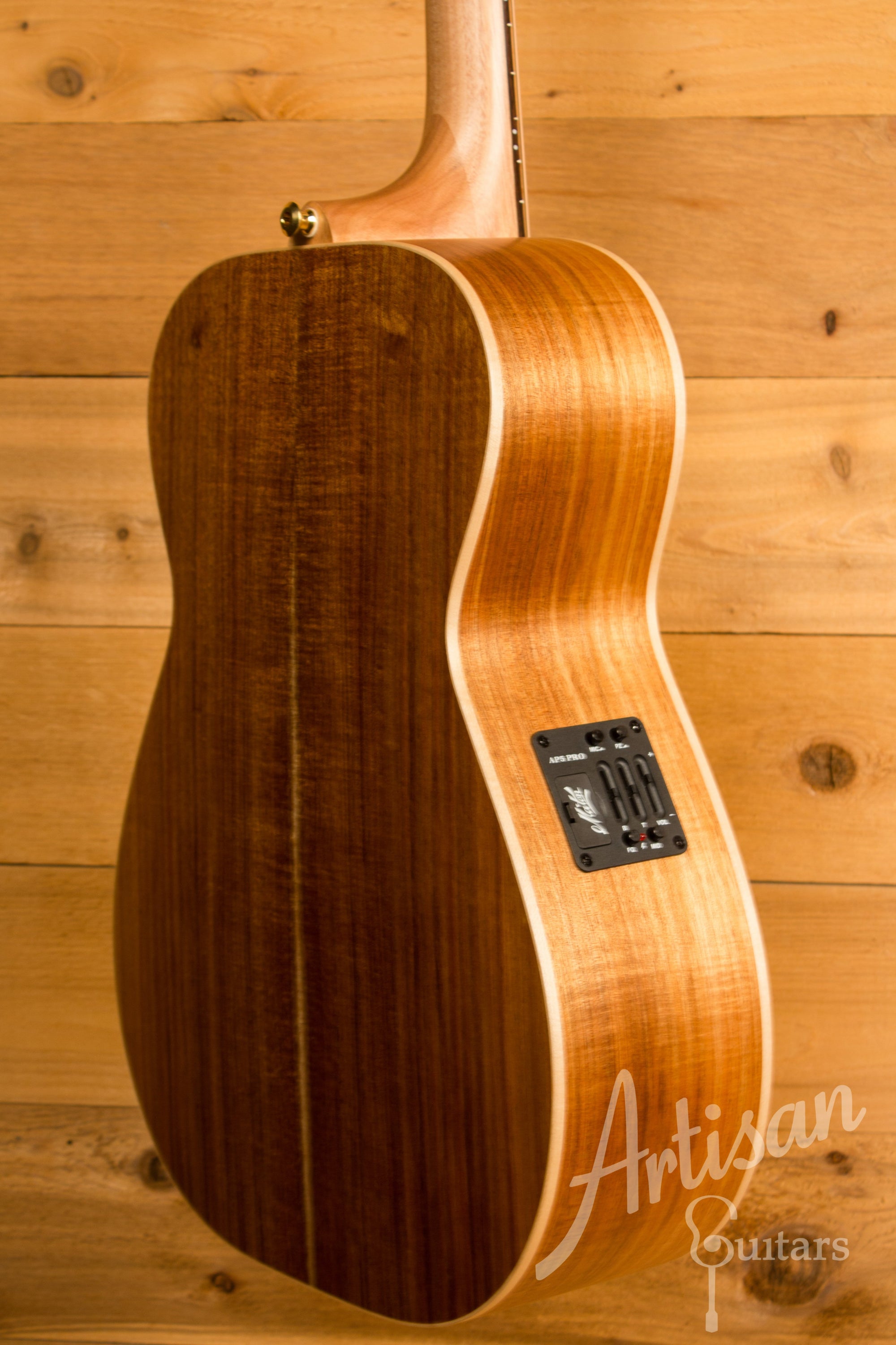 Maton EBG808 Artist Series Sitka Spruce and Blackwood ID-11321 - Artisan Guitars