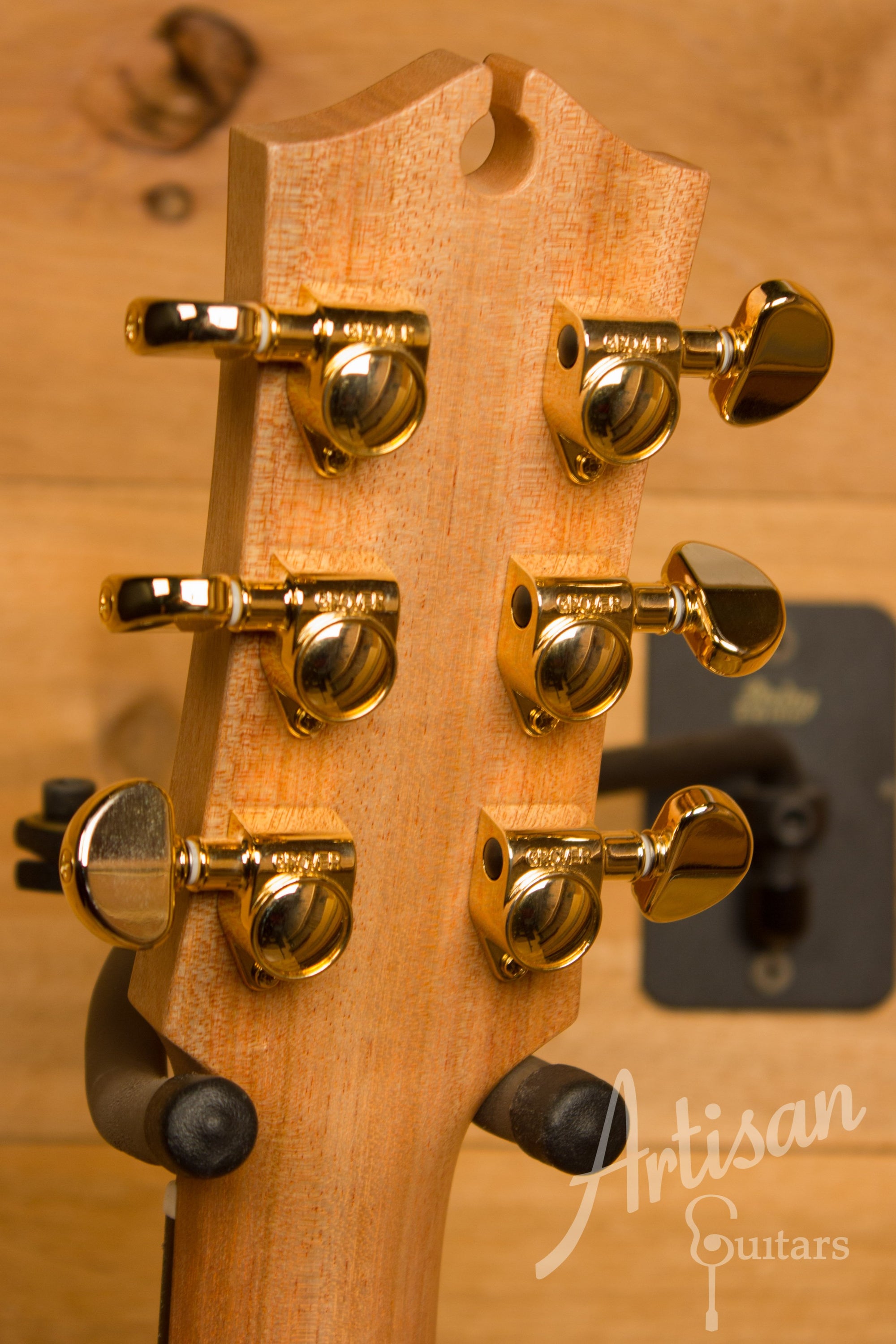 Maton EBG808 Artist Series Sitka Spruce and Blackwood ID-11321 - Artisan Guitars