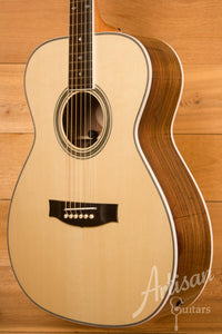 Maton Custom Shop Classic Traditional Guitar with European Spruce and Indian Rosewood ID-11574 - Artisan Guitars