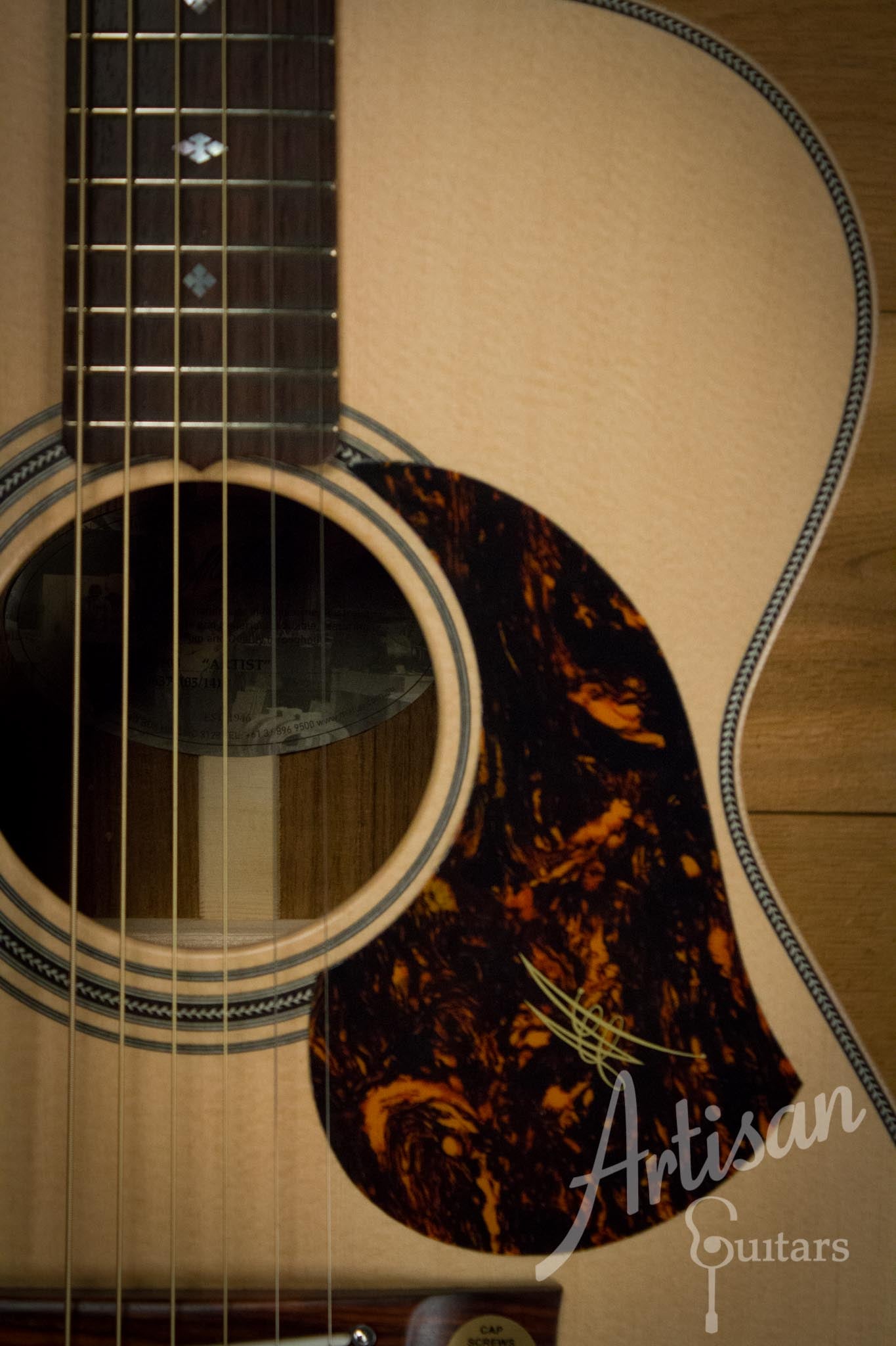 Pre-Owned 2014 Maton EBG808 Artist Series Sitka Spruce and Blackwood AP5 Pro ID-10272 - Artisan Guitars