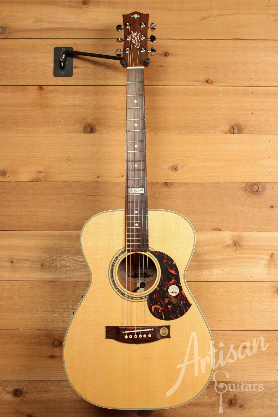Maton EBG 808 TE Tommy Emmanuel Signature Guitar ID-11328 - Artisan Guitars