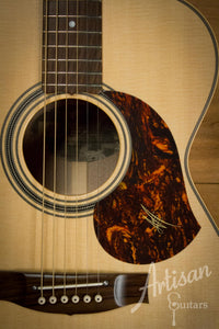 Pre-Owned 2014 Maton EBG808TE Tommy Emmanuel Signature Sitka and Queensland Maple ID-10271 - Artisan Guitars