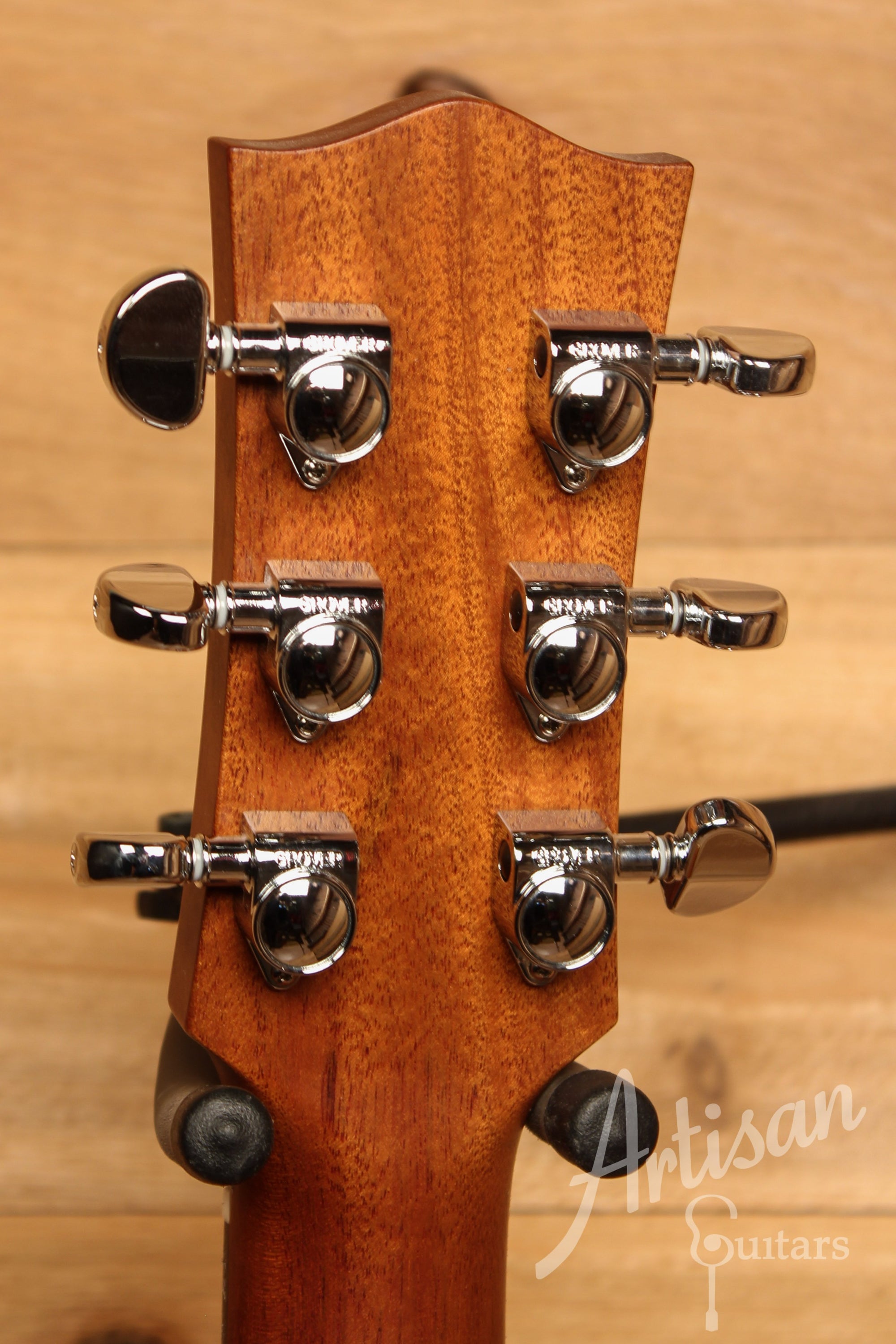 Maton EBG 808 TE Tommy Emmanuel Signature Guitar ID-11329 - Artisan Guitars