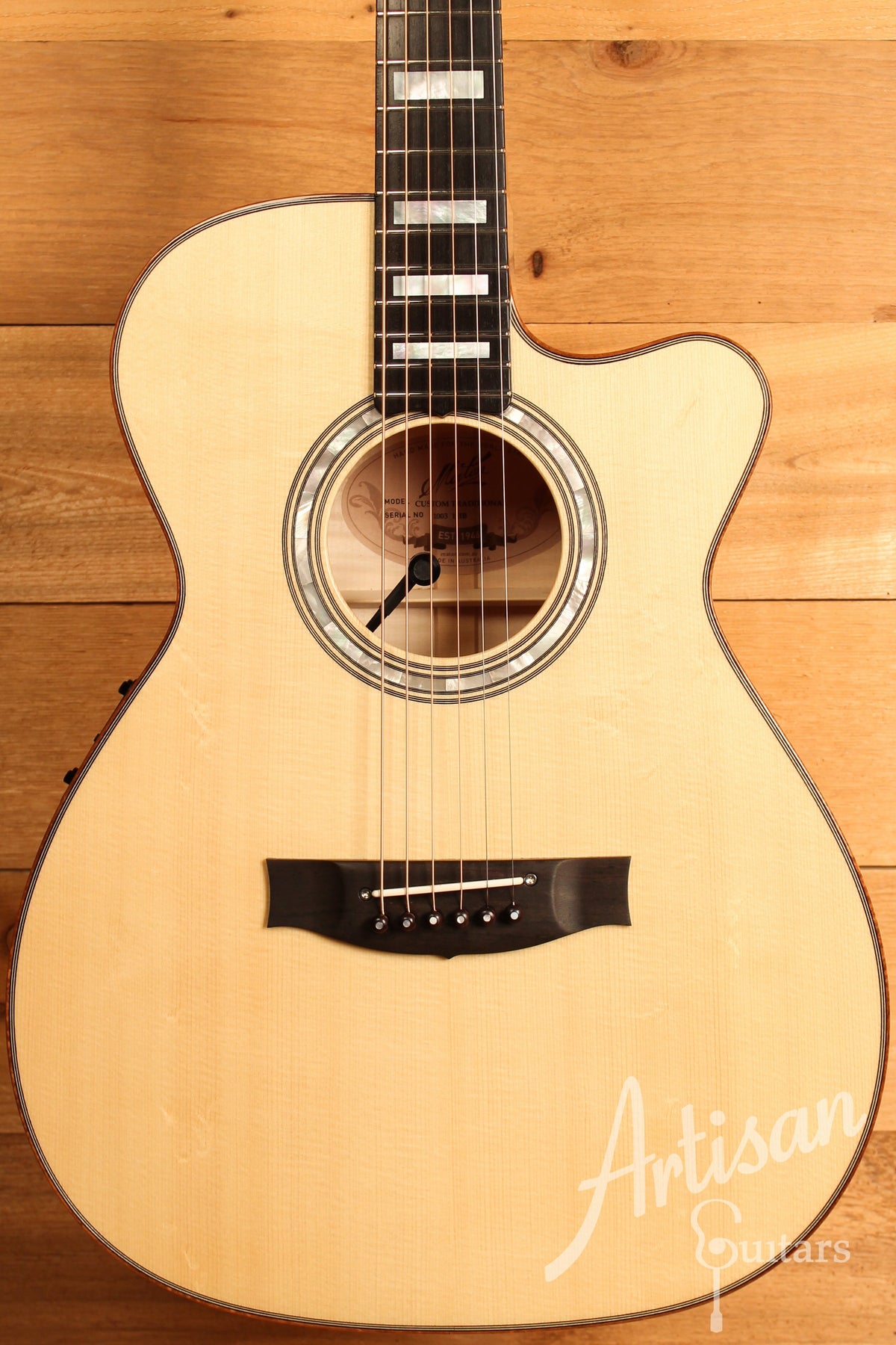 Maton Custom Shop Traditional w/ Flamed Rock Maple  ID-12206 - Artisan Guitars