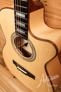 Maton Custom Shop Traditional w/ Flamed Rock Maple  ID-12206 - Artisan Guitars