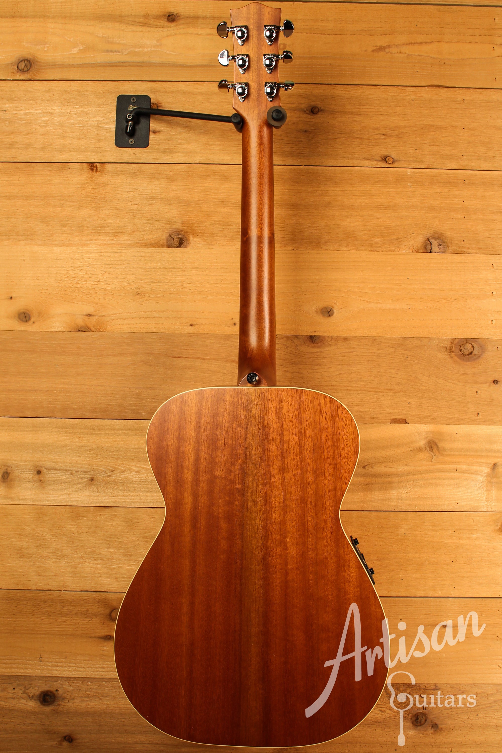 Maton EBG 808 TE Tommy Emmanuel Signature Guitar ID-12208 - Artisan Guitars