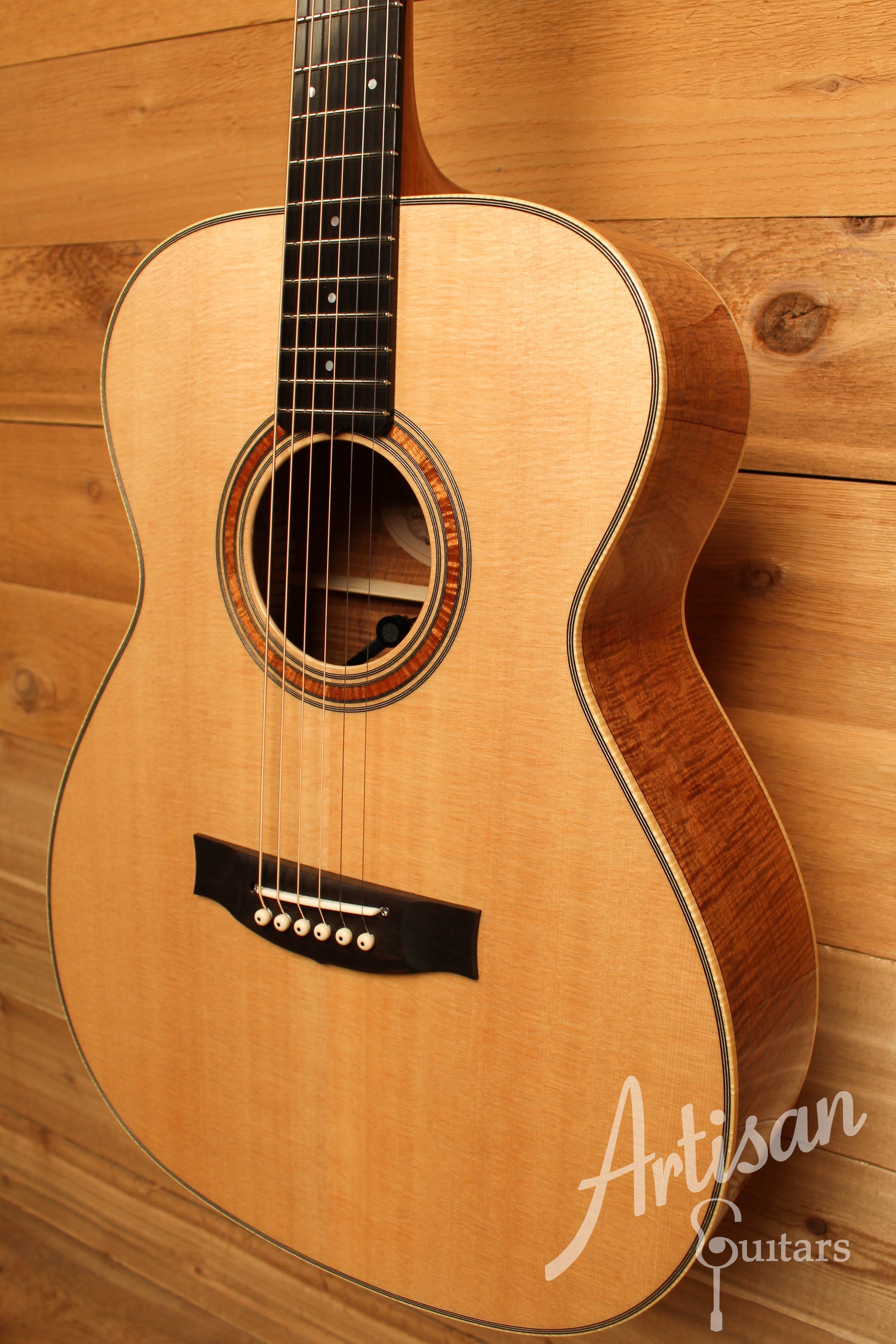 Maton WA May Custom Shop 808 Guitar w/ Sitka Spruce and Fiddleback Blackwood  ID-12209 - Artisan Guitars