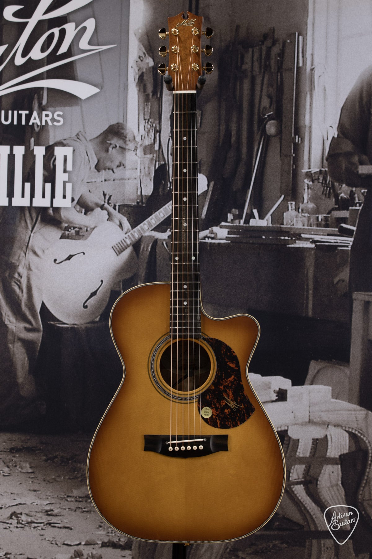 Maton Guitars EBG-808C Nashville Cutaway - 16397