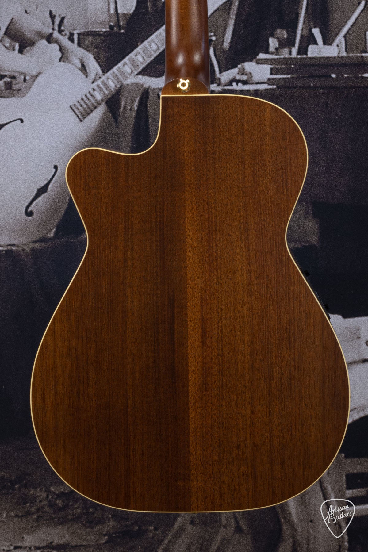 Maton Guitars EBG-808C Nashville Cutaway - 16394