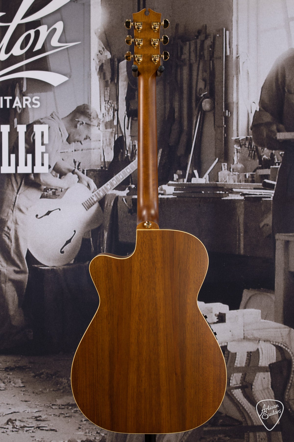Maton Guitars EBG-808C Nashville Cutaway - 16398