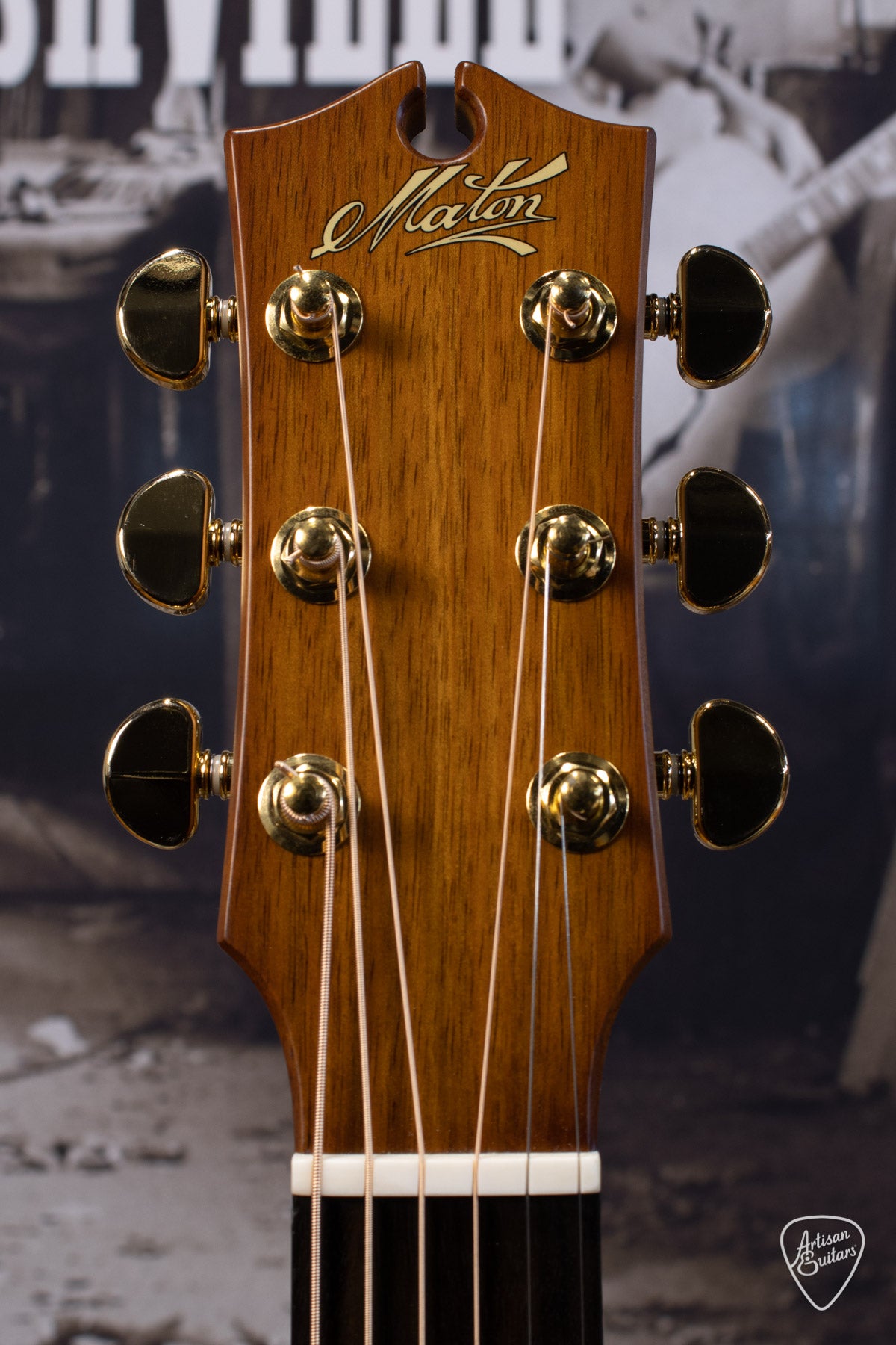 Maton Guitars EBG-808C Nashville Cutaway - 16398