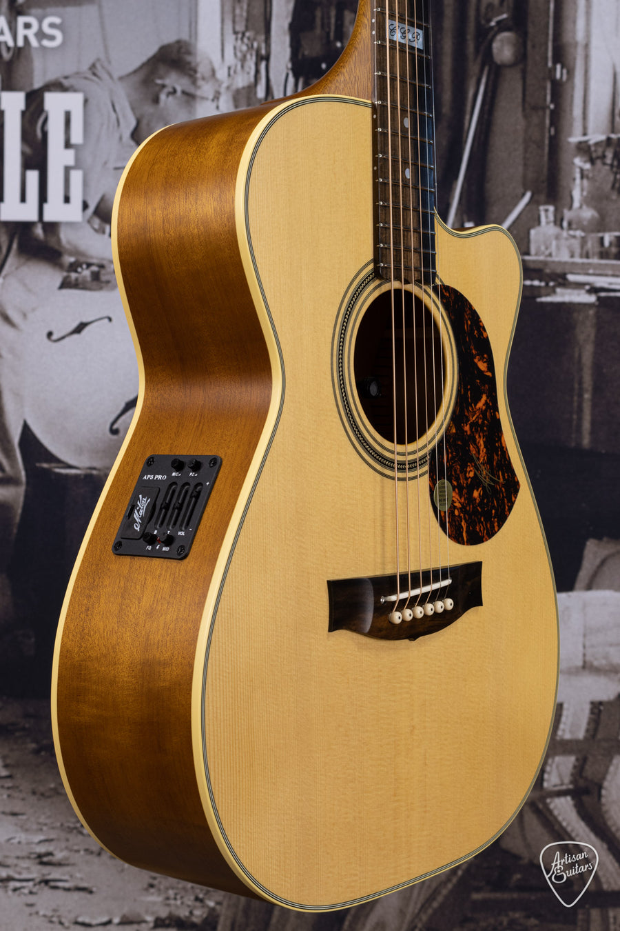 Maton Guitars EBG-808-TEC Tommy Emmanuel Cutaway - 16403