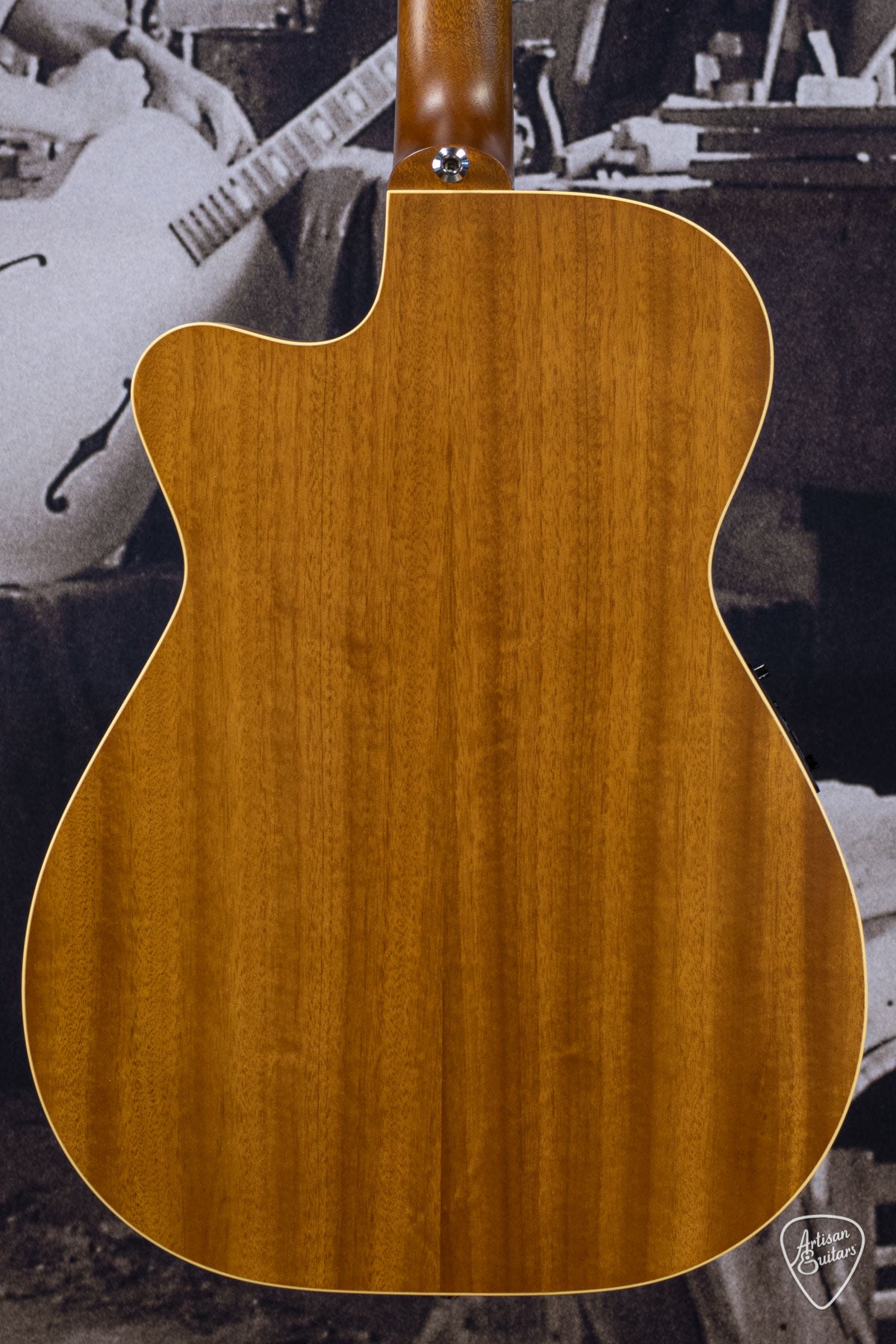 Maton Guitars EBG-808-TEC Tommy Emmanuel Cutaway - 16403