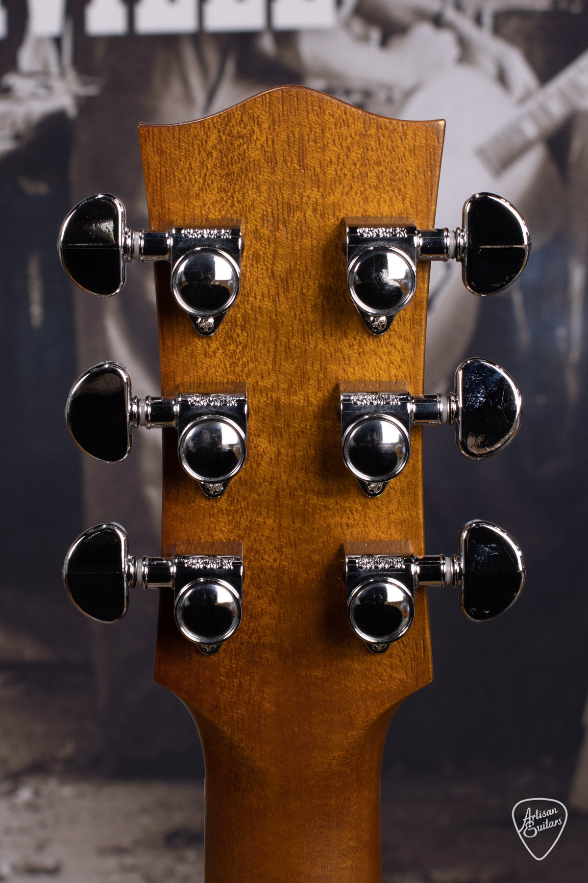 Maton Guitars EBG-808-TEC Tommy Emmanuel Cutaway - 16406