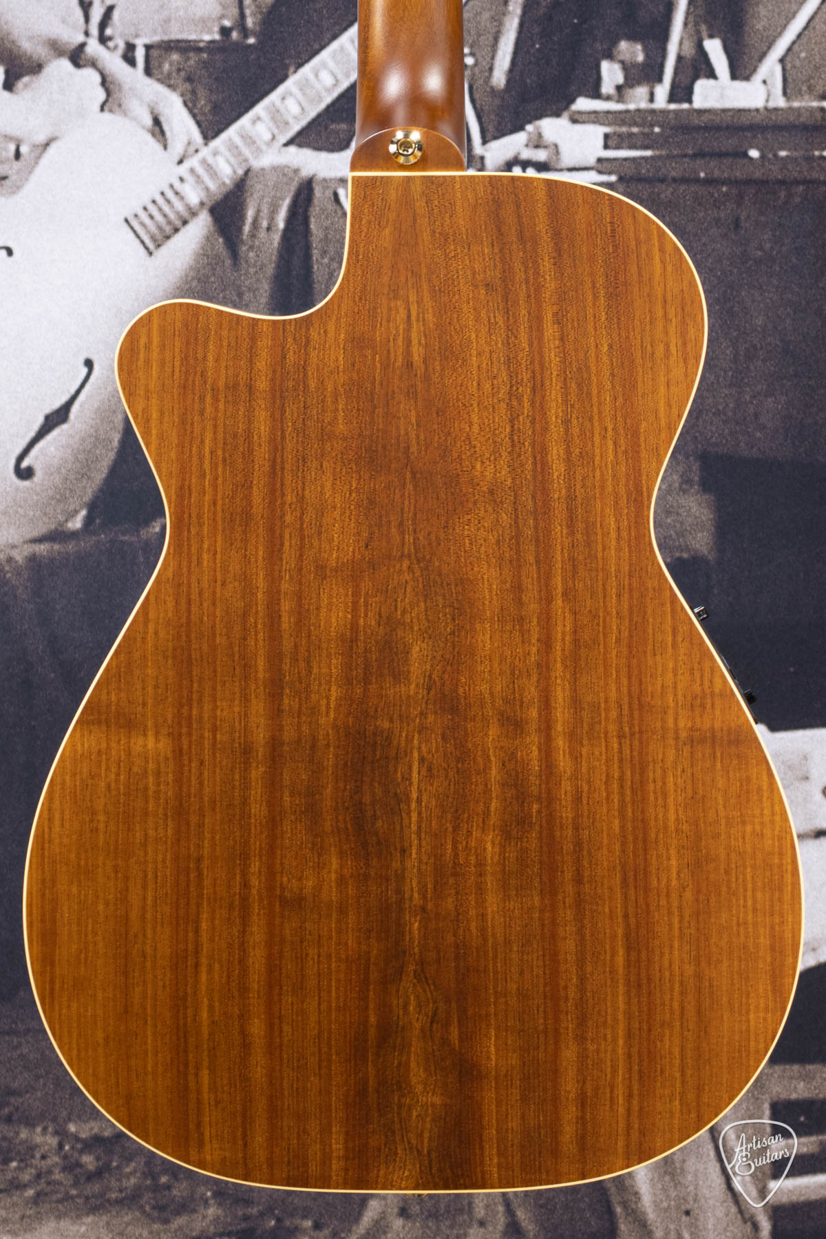 Maton Guitars EBG-808C Nashville Cutaway - 16358