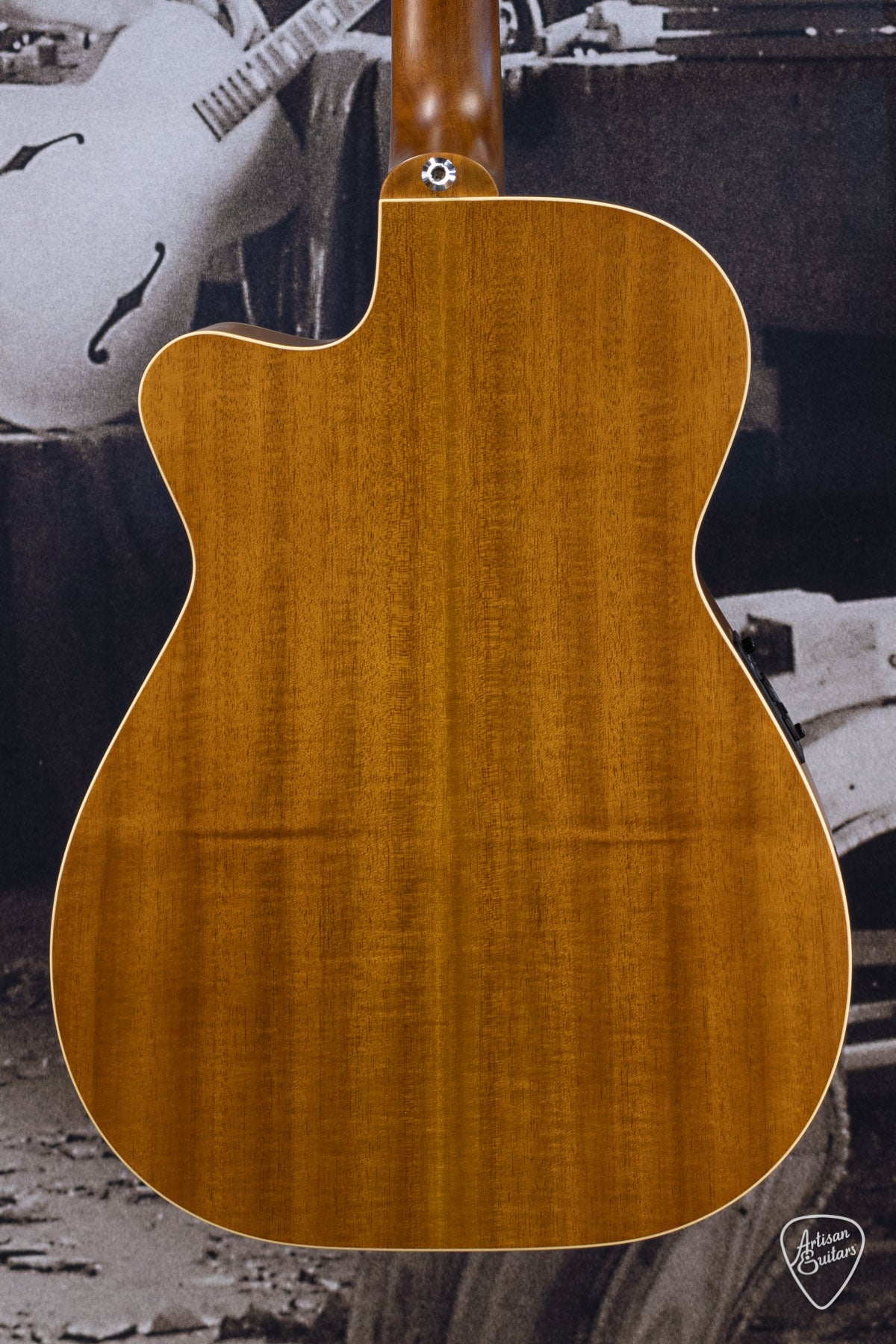 Maton Guitars EBG-808-TEC Tommy Emmanuel Cutaway - 16271