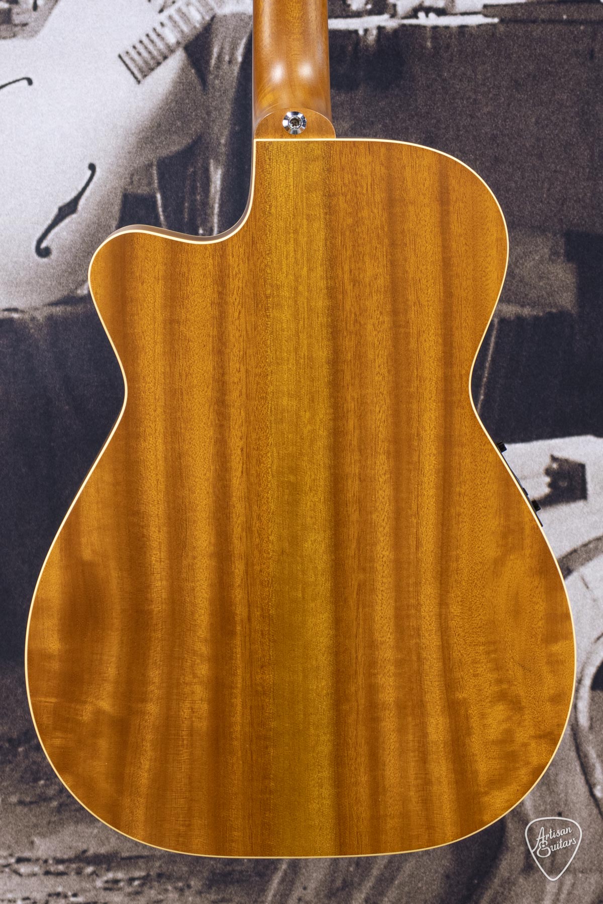 Maton Guitars EBG-808-TEC Tommy Emmanuel Cutaway - 16363