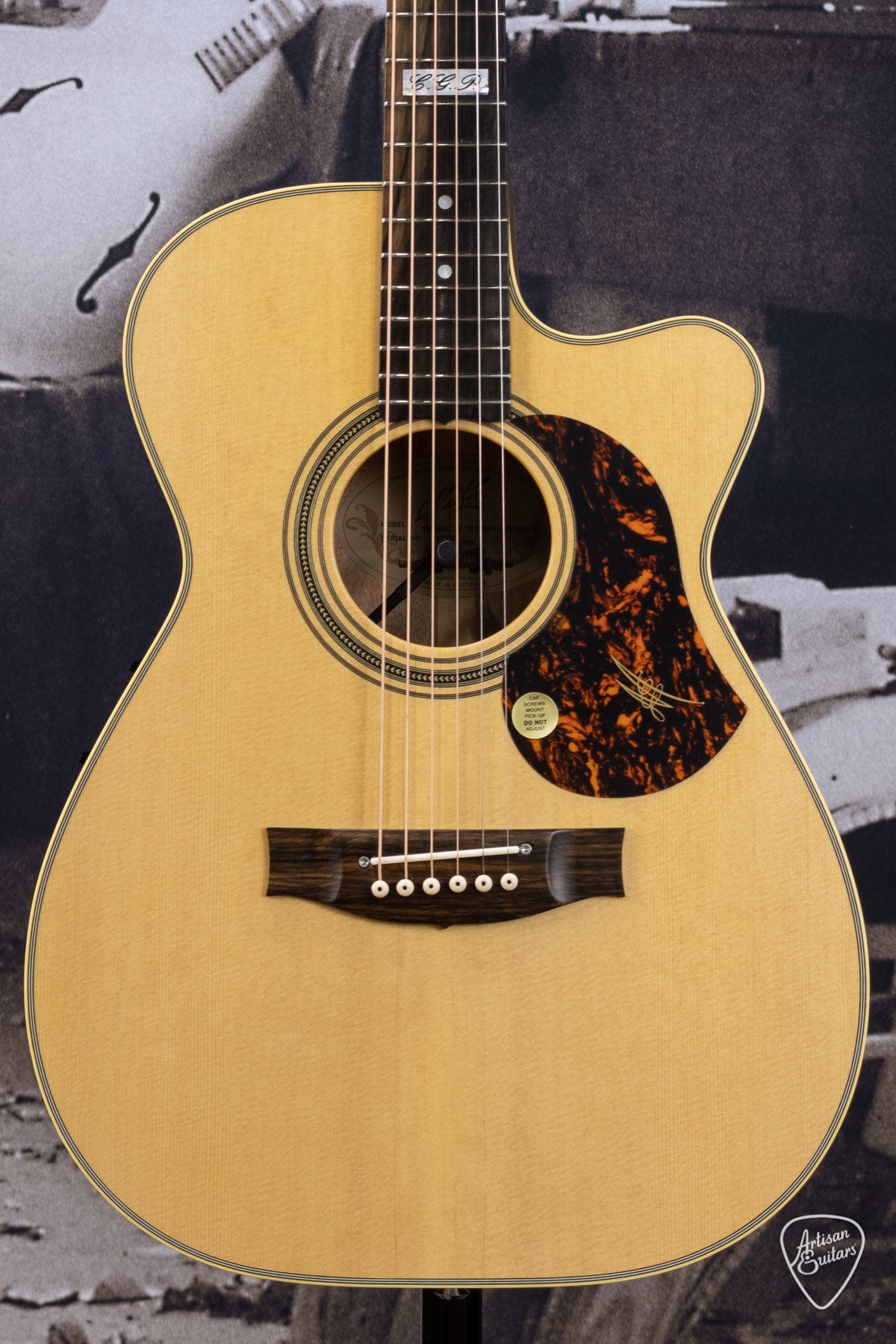 Maton Guitars EBG-808-TEC Tommy Emmanuel Cutaway - 16404