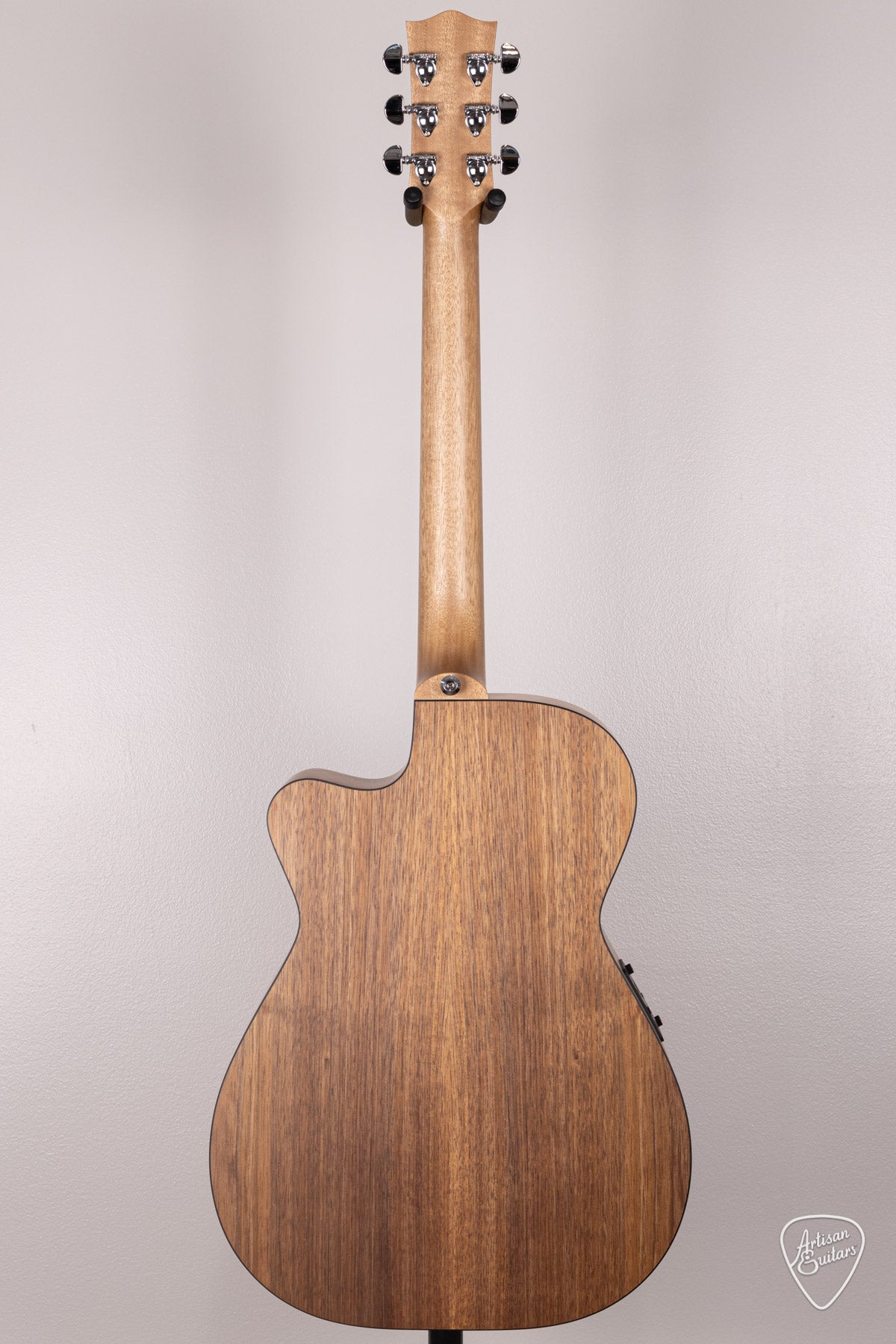 Maton Guitars All-Blackwood EBW-808C Cutaway - 16458