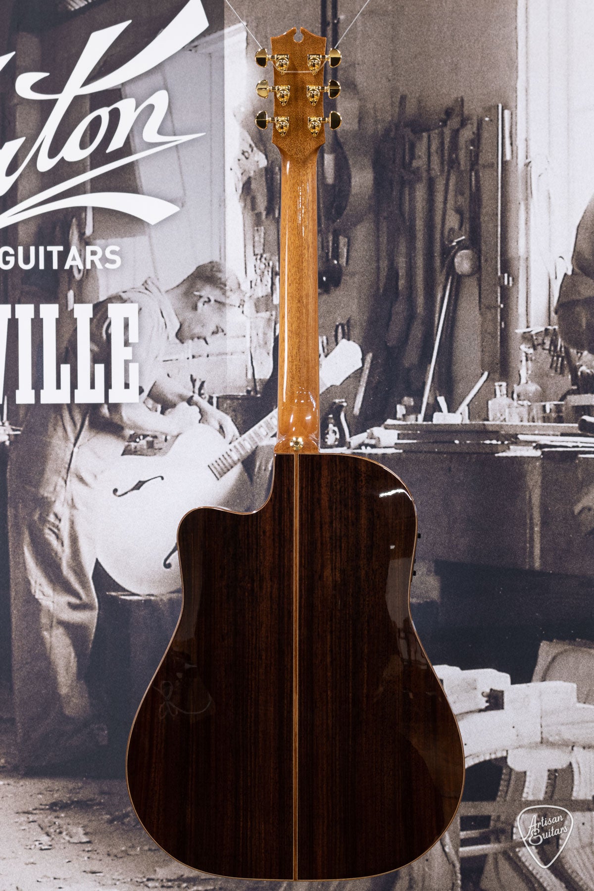 Maton Guitars EM100C Messiah Dreadnought Cutaway - 16367