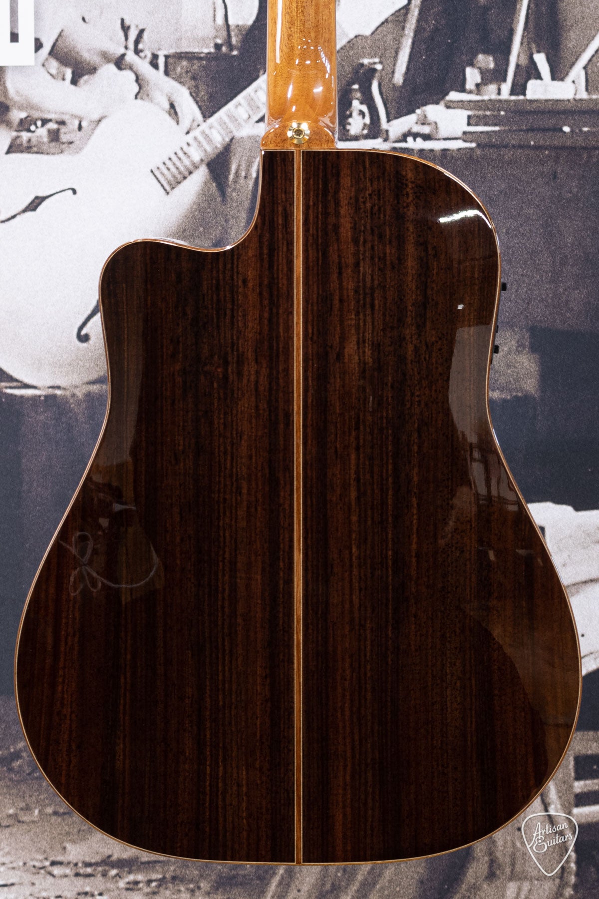 Maton Guitars EM100C Messiah Dreadnought Cutaway - 16367