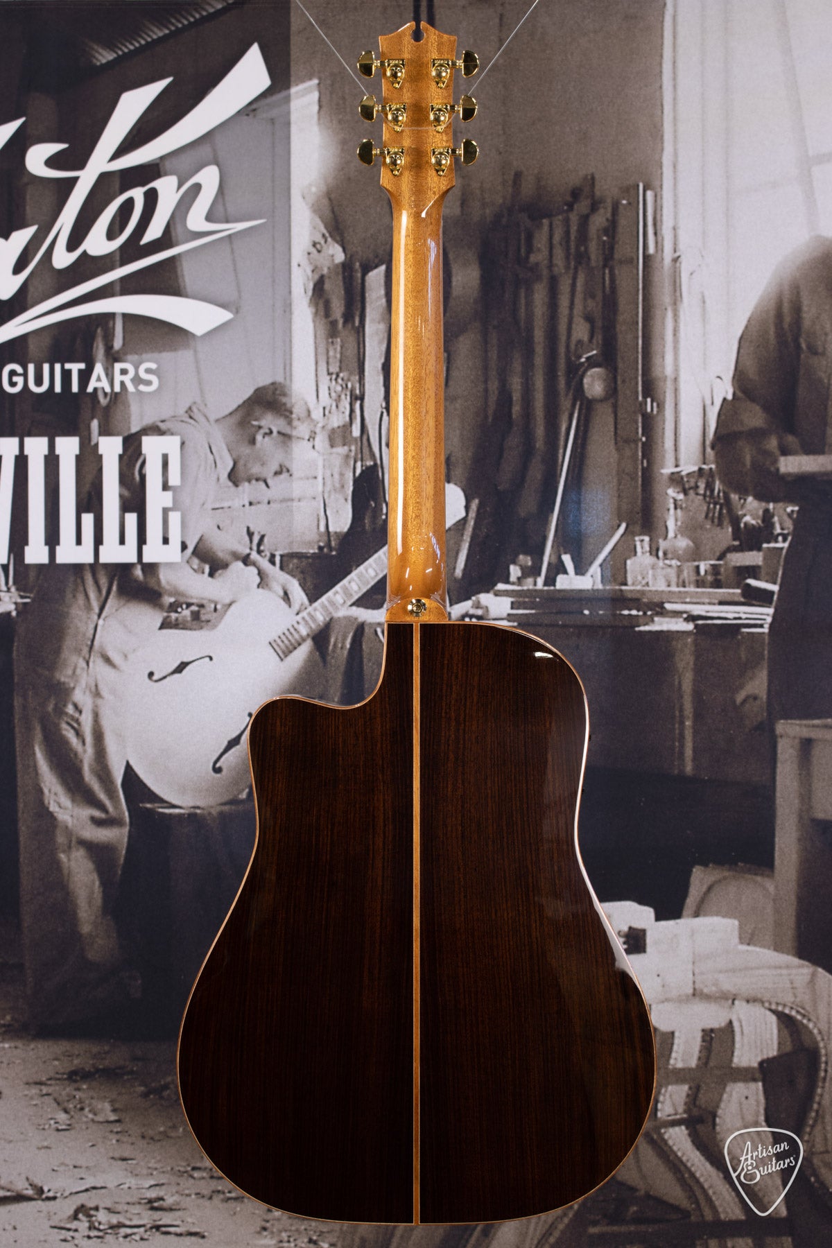 Maton Guitars EM100C Messiah Dreadnought Cutaway - 16409