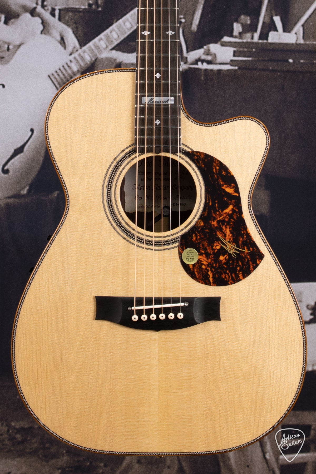 Maton Guitars EM100C-808 Messiah Cutaway - 16411