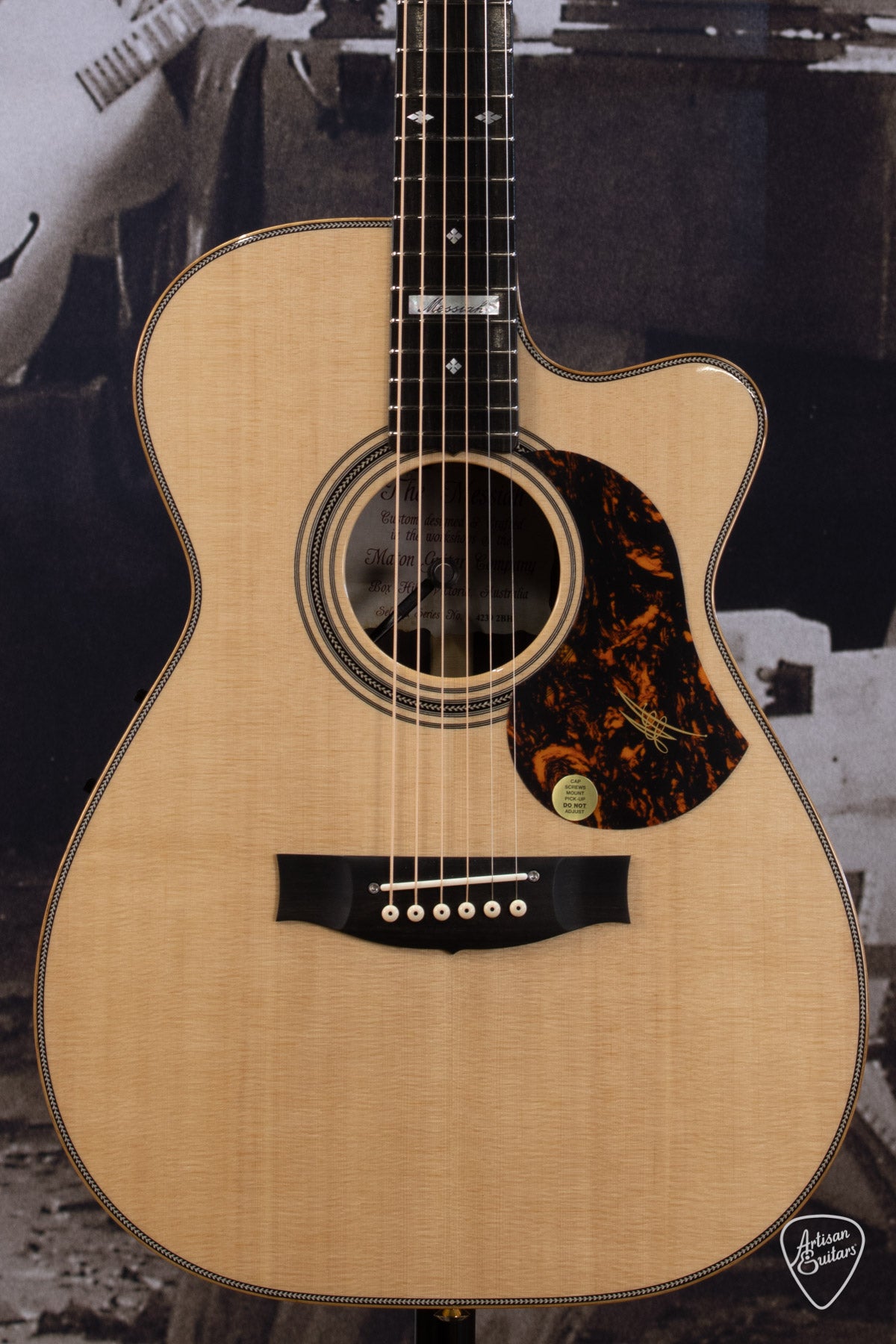 Maton Guitars EM100C-808 Messiah Cutaway - 16412