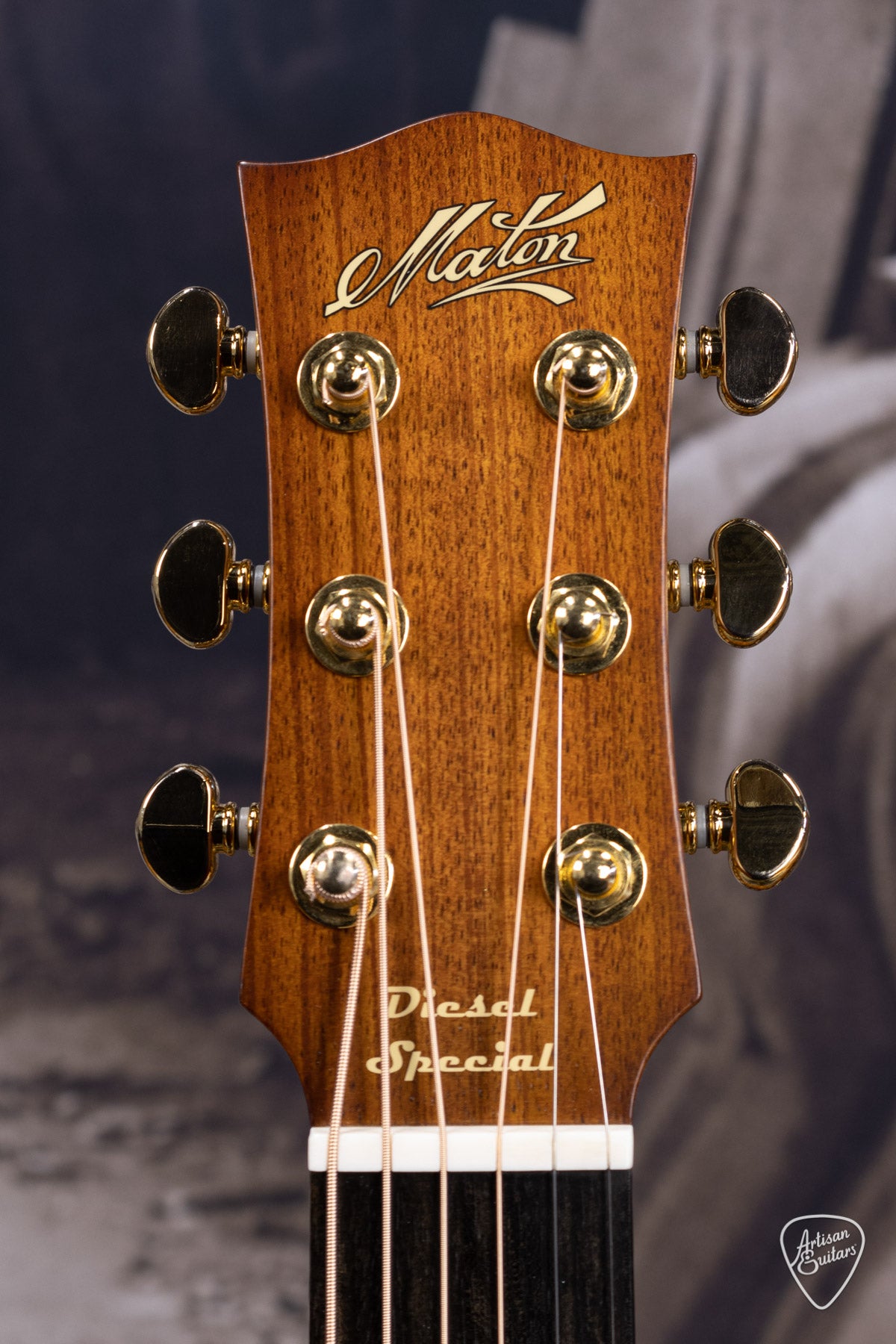 Maton Guitars EMD6 Diesel Mini - 16416