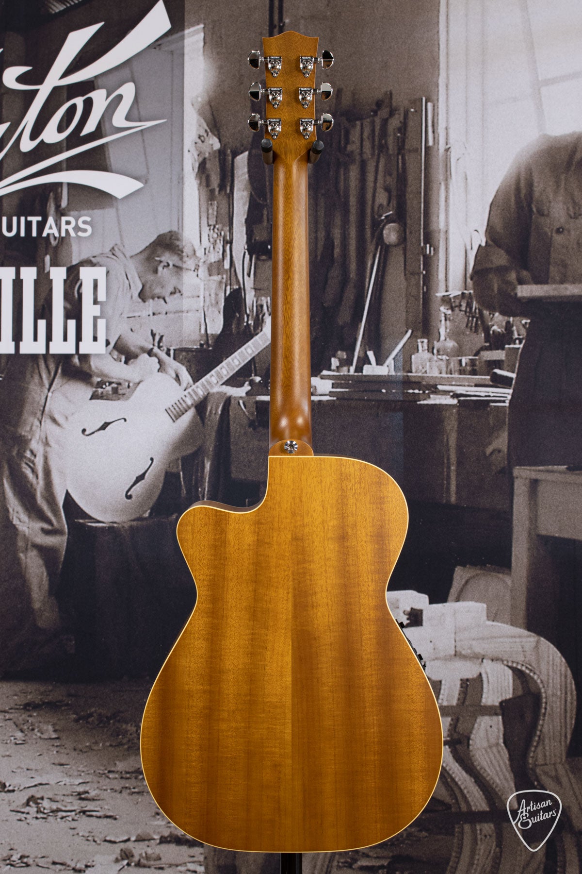 Maton Guitars EBG-808-TEC Tommy Emmanuel Cutaway - 16447