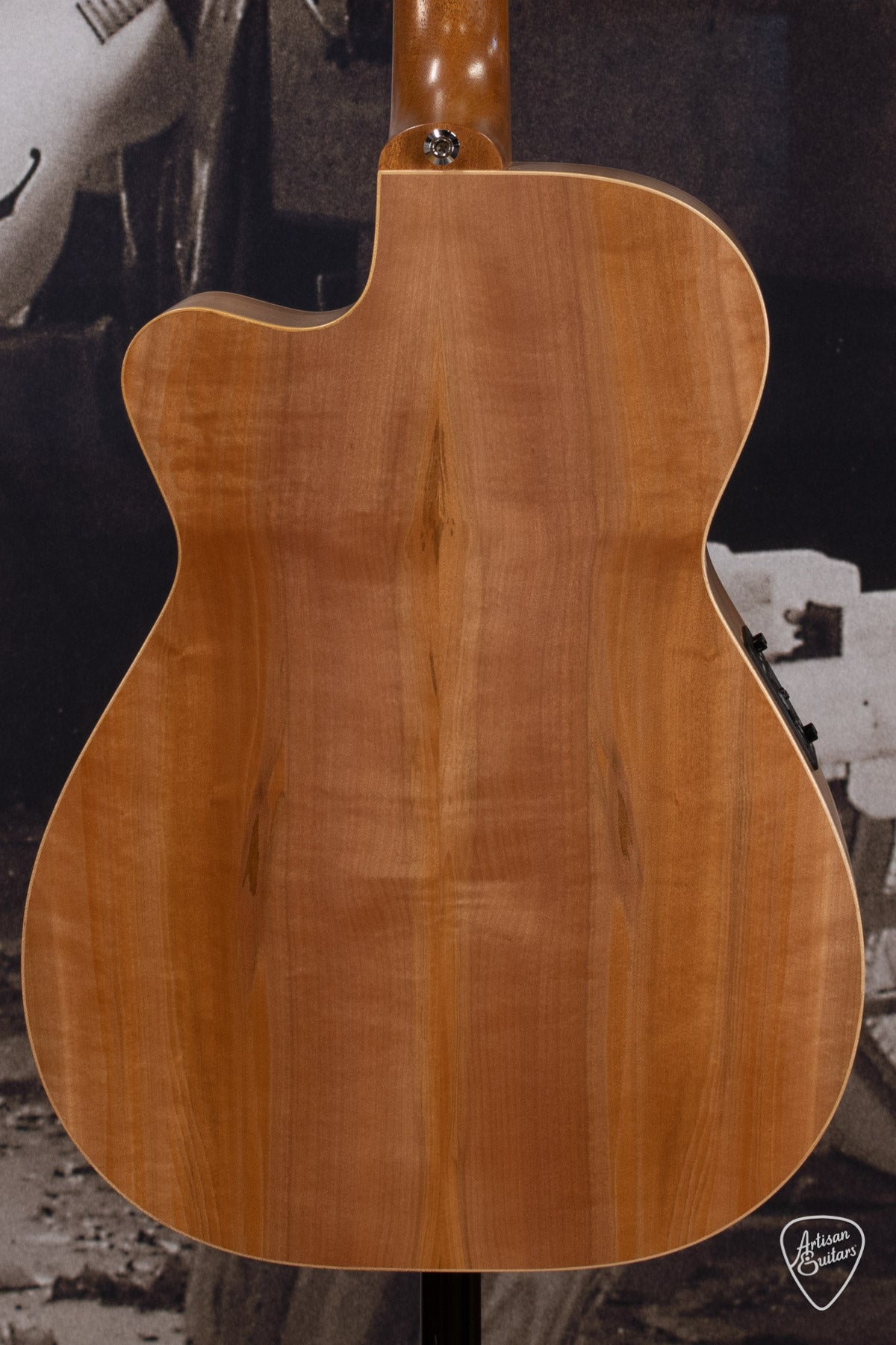 Maton Guitars 808C JR Signature PRE-OWNED - 16448