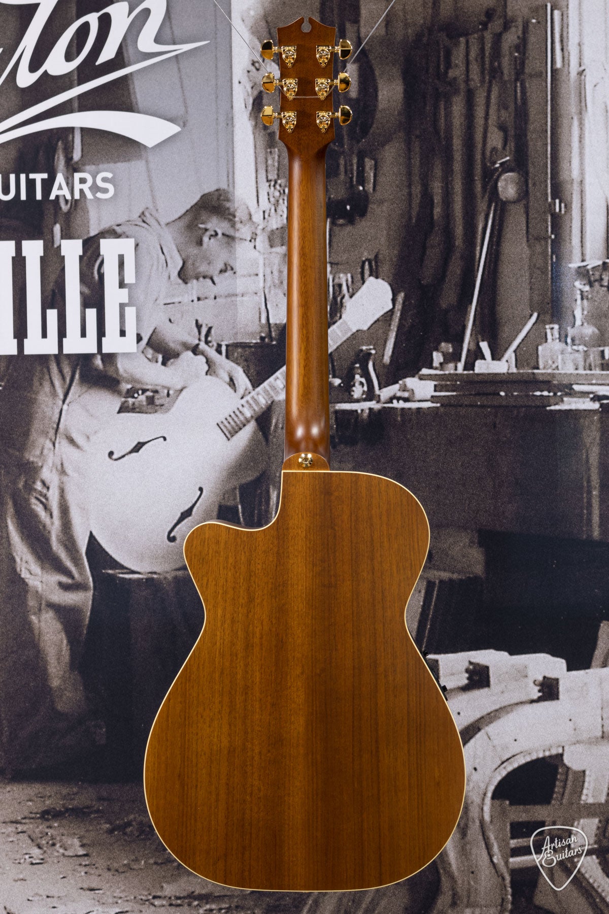 Maton Guitars EBG-808C Nashville Cutaway - 16357