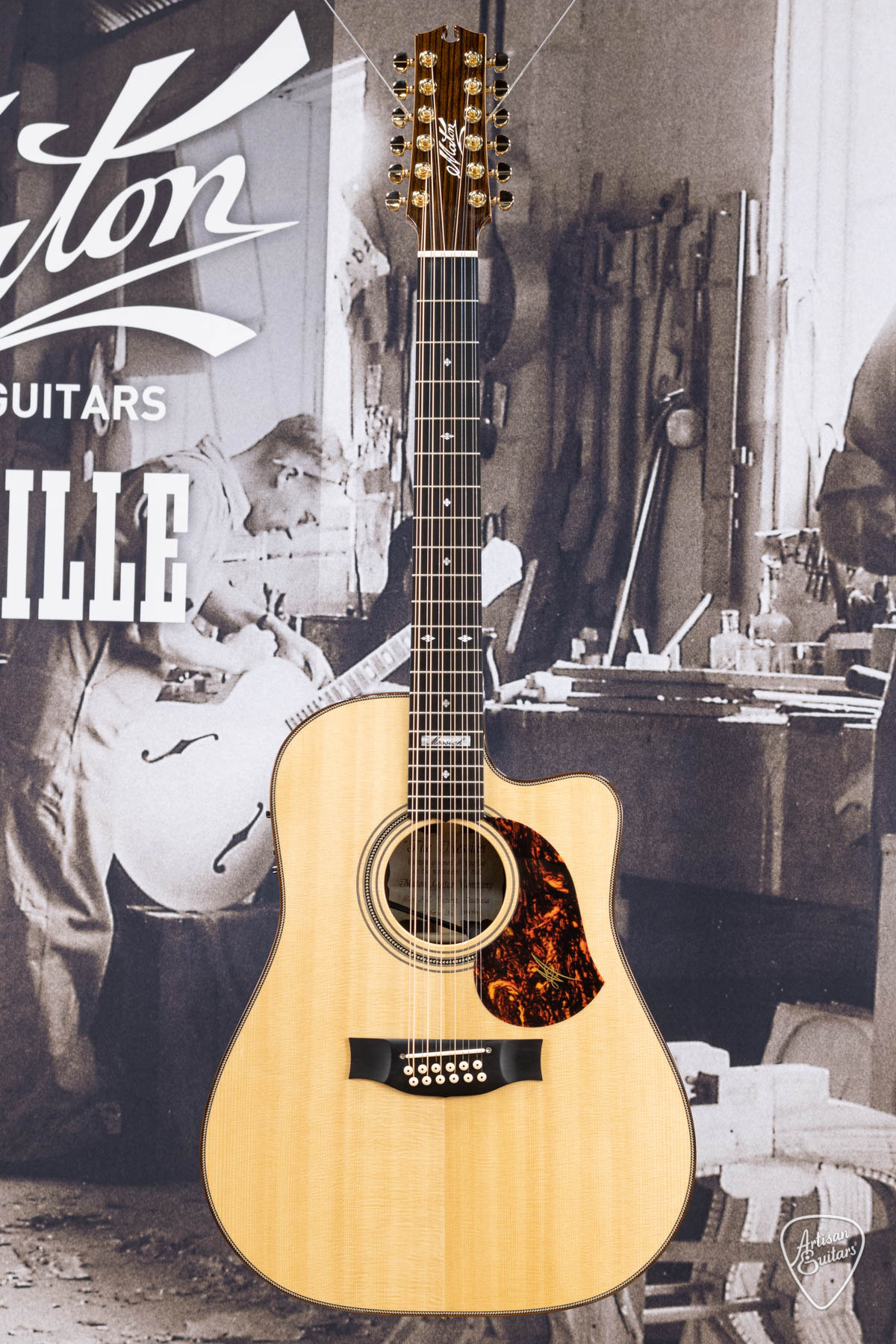 Maton Pre-Owned EM100C-12 Messiah 12-String Cutaway - 16368