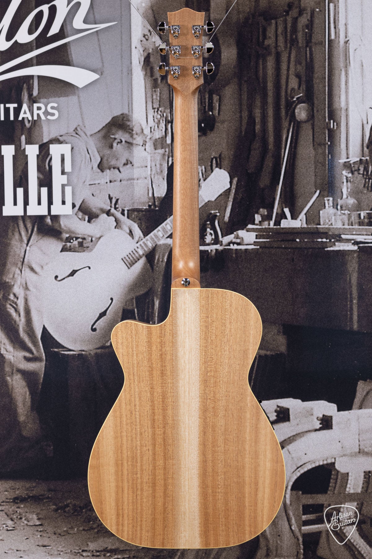 Maton Guitars Performer EBG-808C - 16348