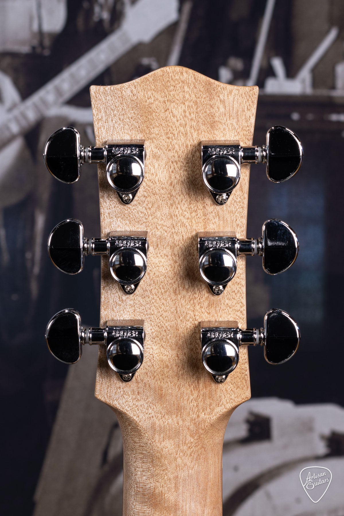 Maton Guitars Solid Road Series SRS-60C Dreadnought - 16197